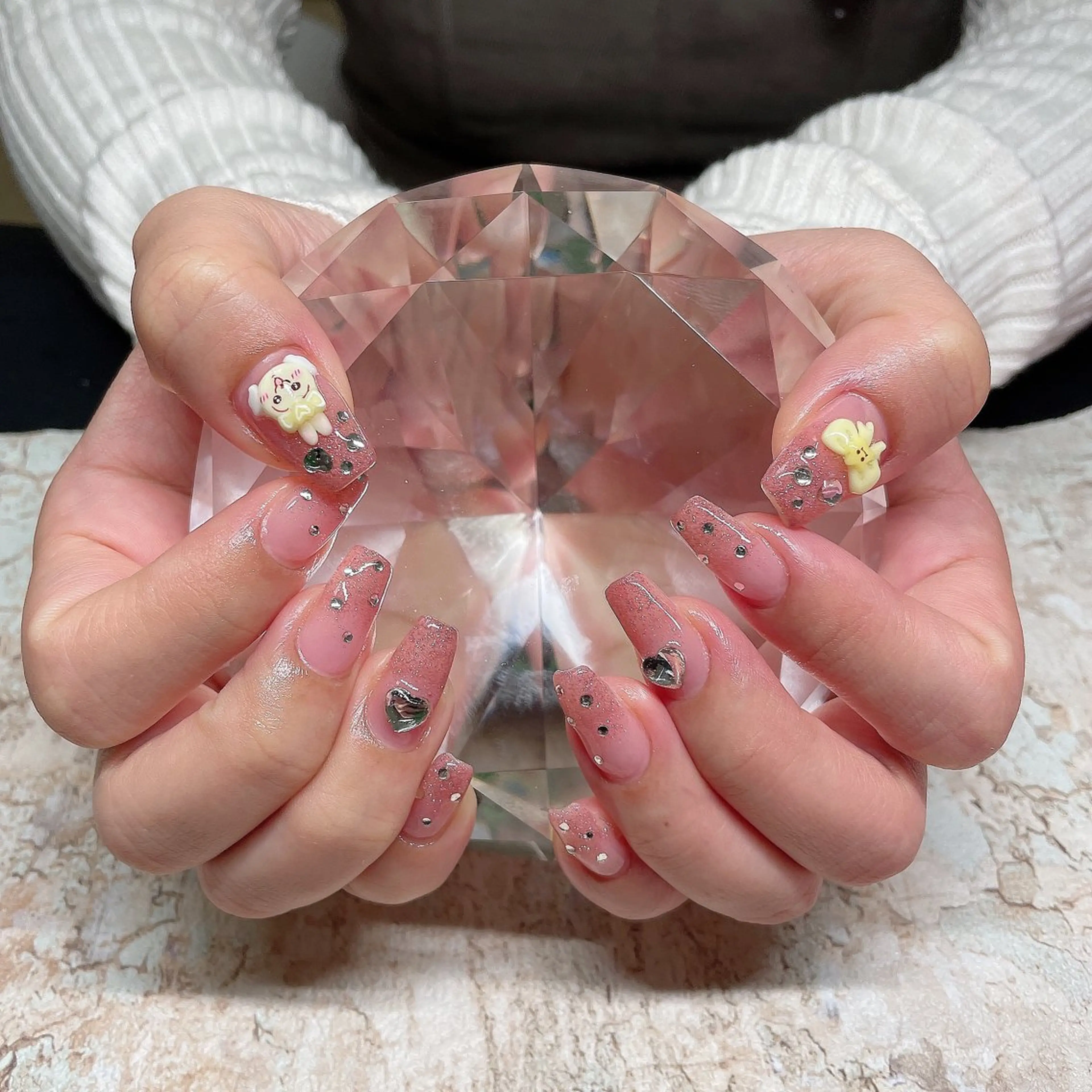 ネイル アートネイル フレンチネイル ジェルネイル グラデーション 韓国ネイル ハンドネイル ハンドケア Nail room Bimano所属・Bimano seica♡+°のネイルデザイン