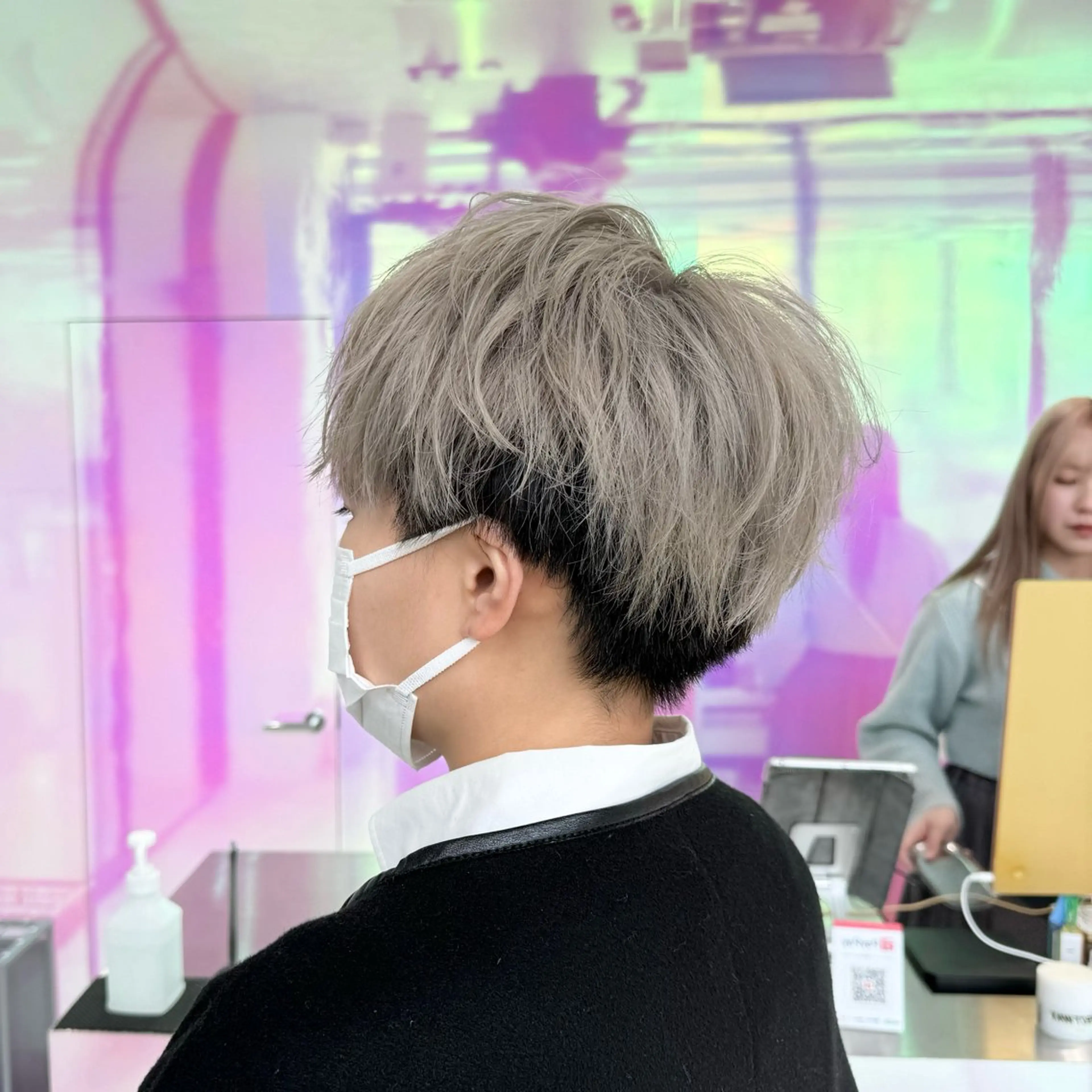 セミロング カラー シルバー ホワイトシルバー カット ヘアカラー トリートメント ヘアセット ♡ブリーチカラー♡ Mirioのヘアスタイル