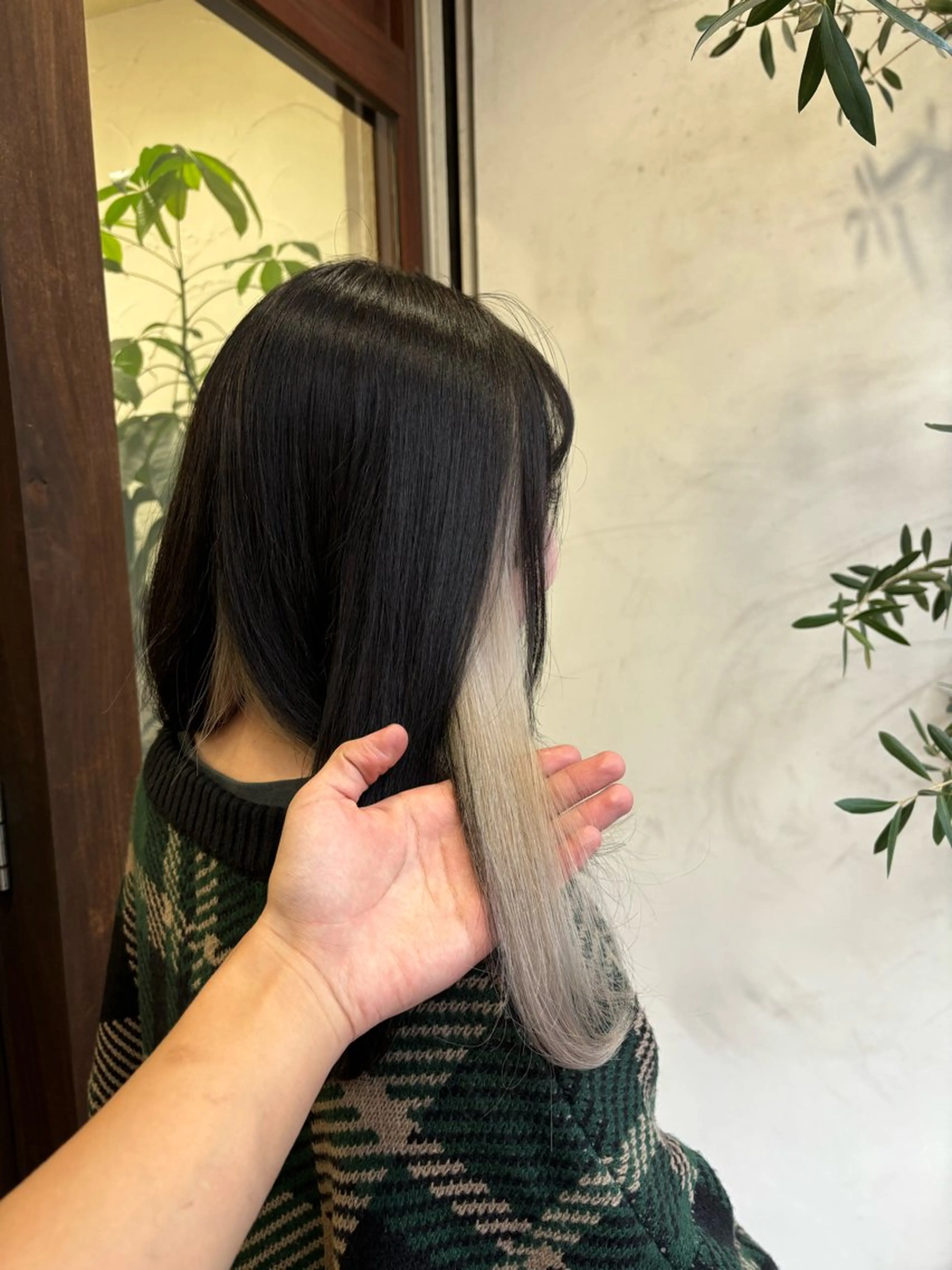 ロング カラー ブリーチ予約率90% 以上✨森山陽向のヘアスタイル