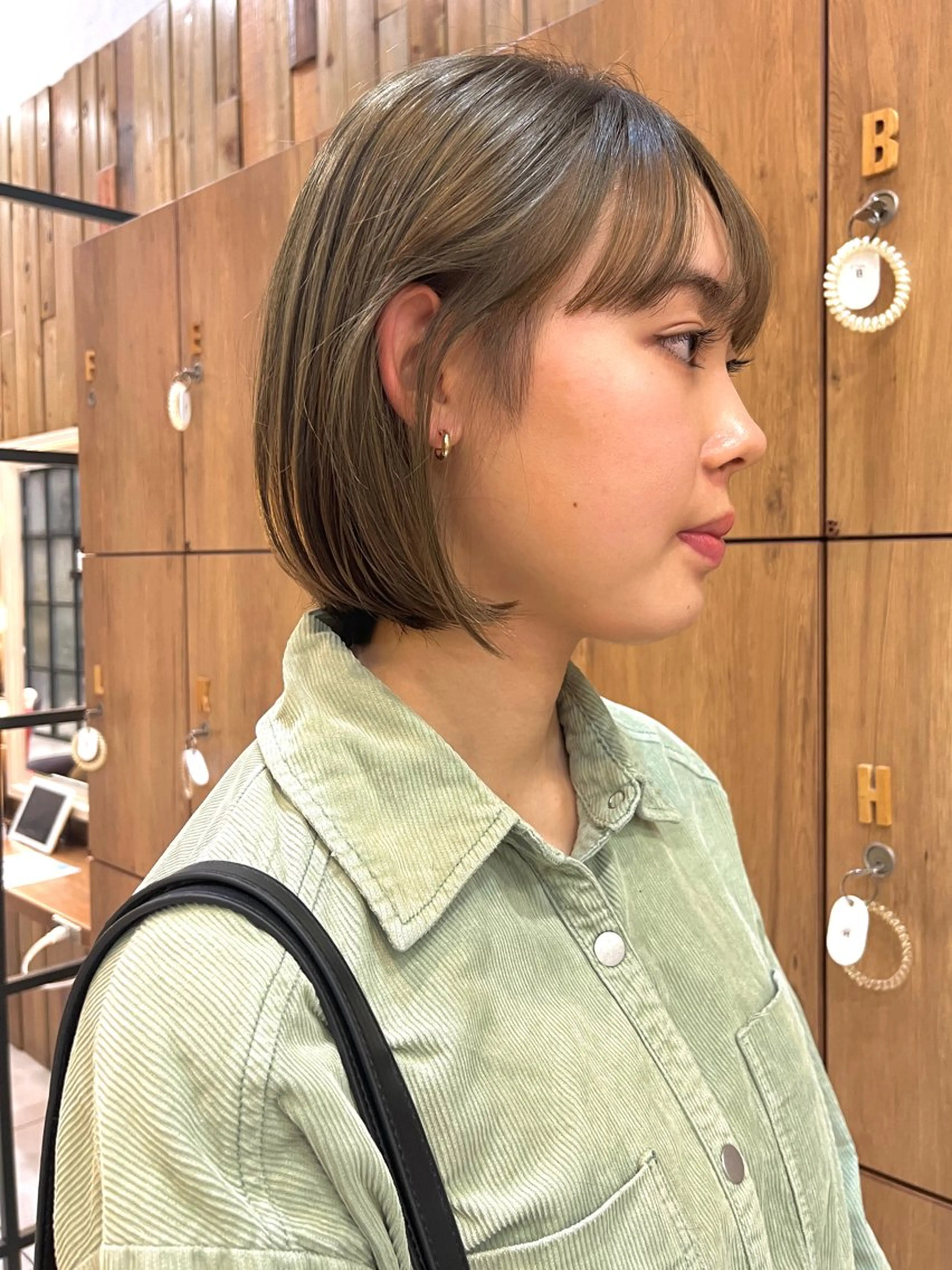 カラー ベージュカラー ブリーチ グレージュ オリーブベージュ オリーブカラー ヘアカラー 黒田瀬奈/ボブ まろやかベージュのその他イメージ