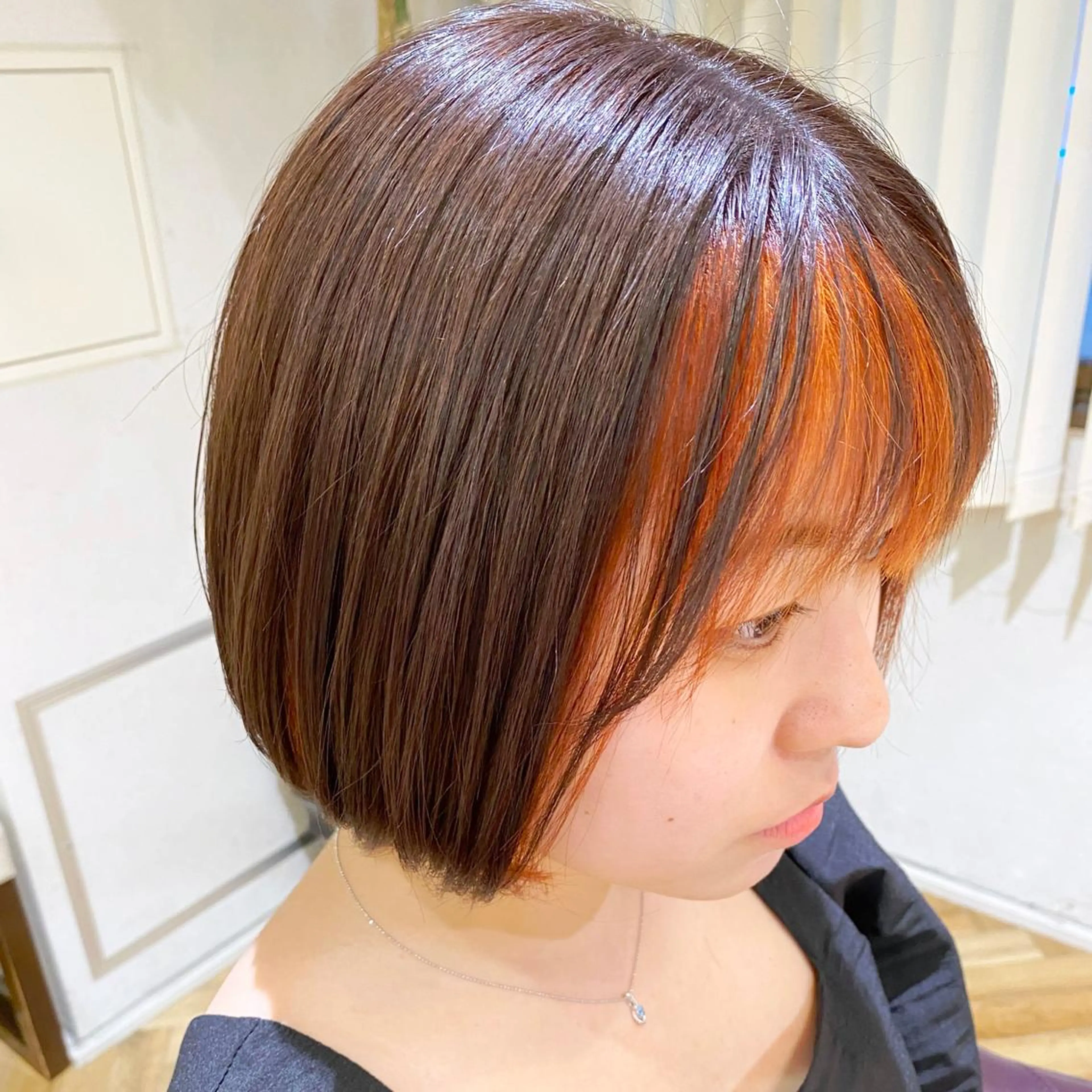ショート カラー ミストバング オレンジ 髪質改善/ブリーチ 🎨MASAKiのヘアスタイル