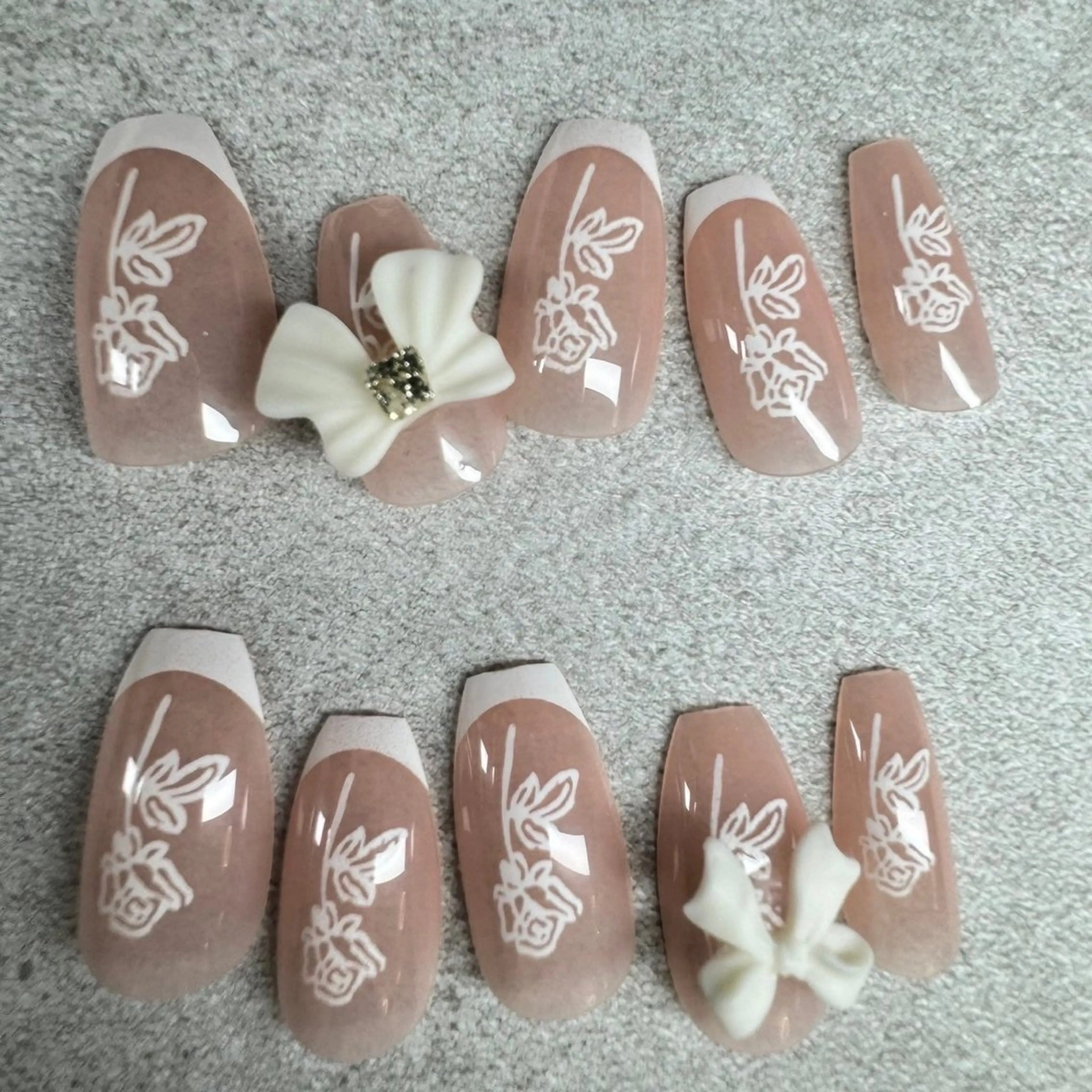 ネイル M&K　上田店所属・M&K 上田店の眉毛・アイブロウイメージ