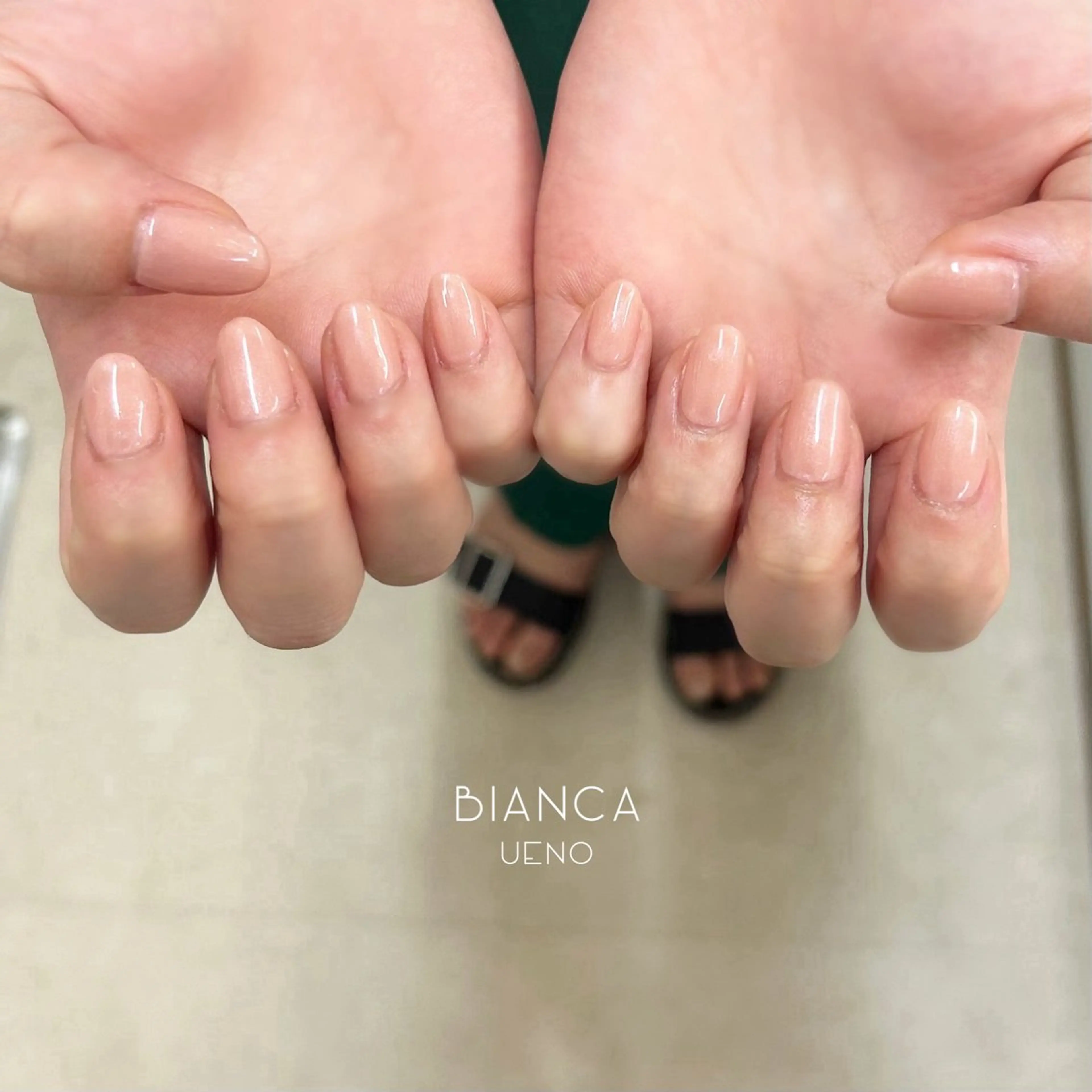 ネイル カジュアル ジェルネイル オフィスネイル パラジェル ハンドネイル Bianca KAGARAのネイルデザイン