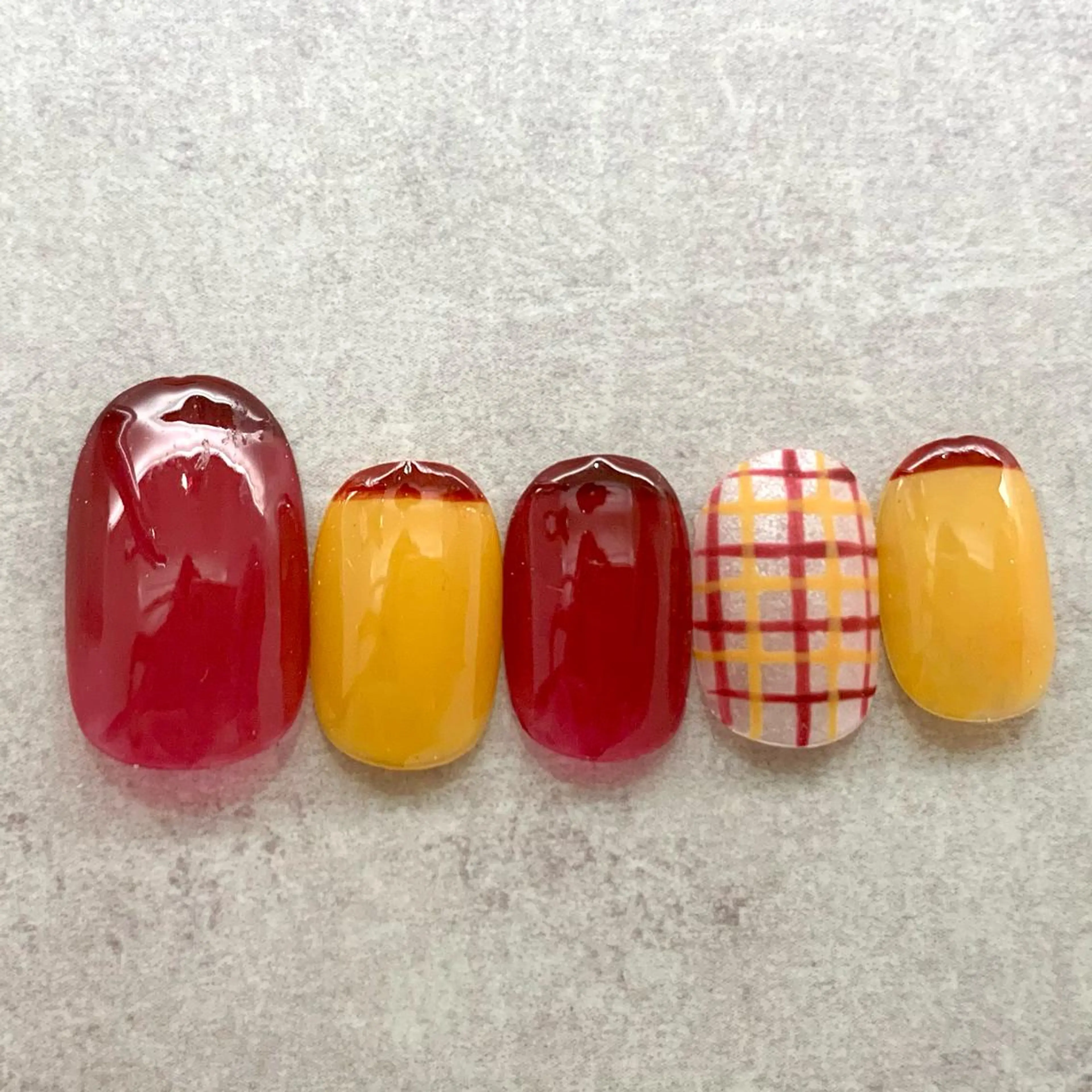 ネイル ハンドネイル ハンドケア esby Loely MIZUKIのネイルデザイン