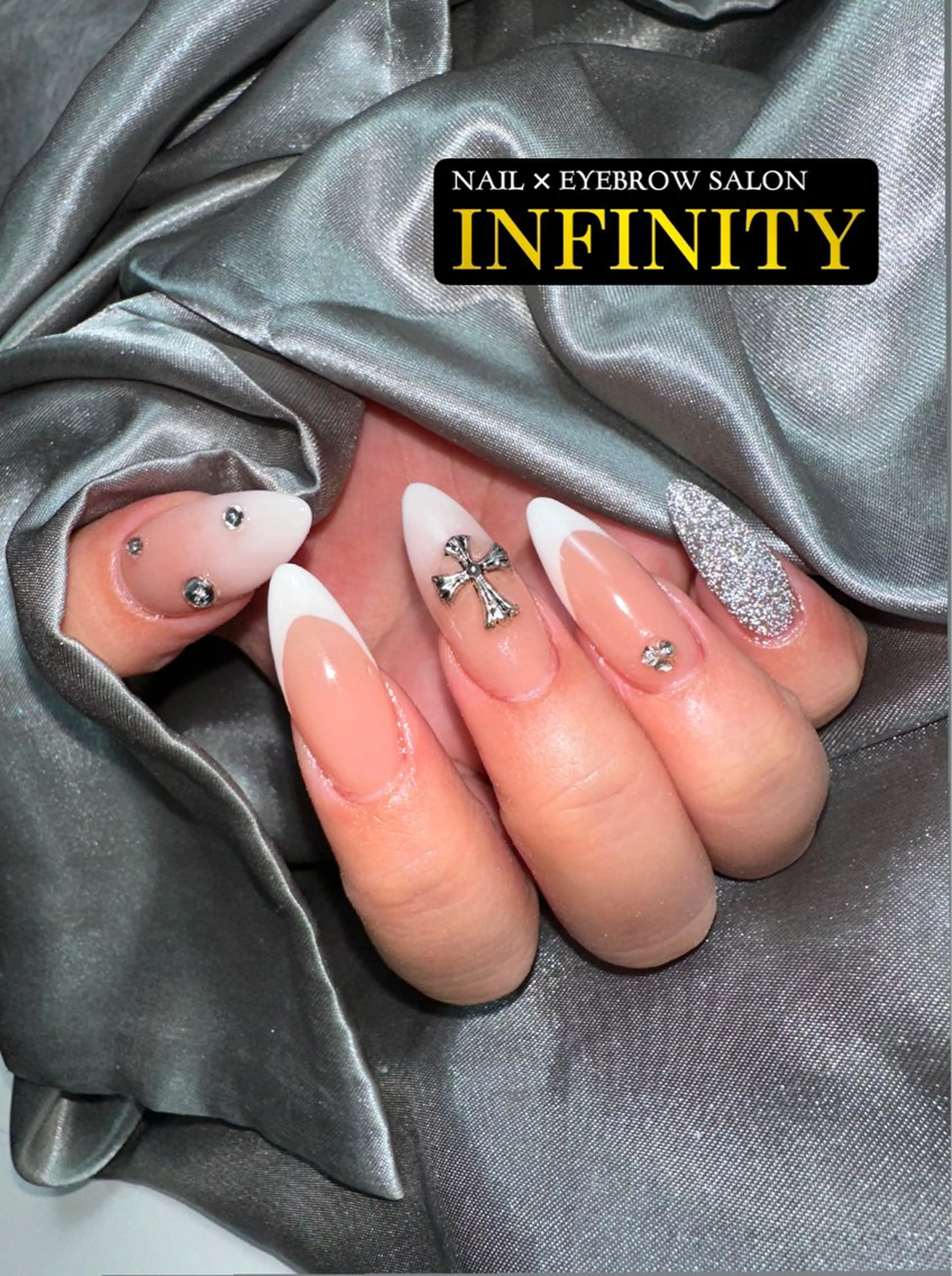 ネイル フレンチネイル INFINITY所属・INFINITY 💎のネイルデザイン