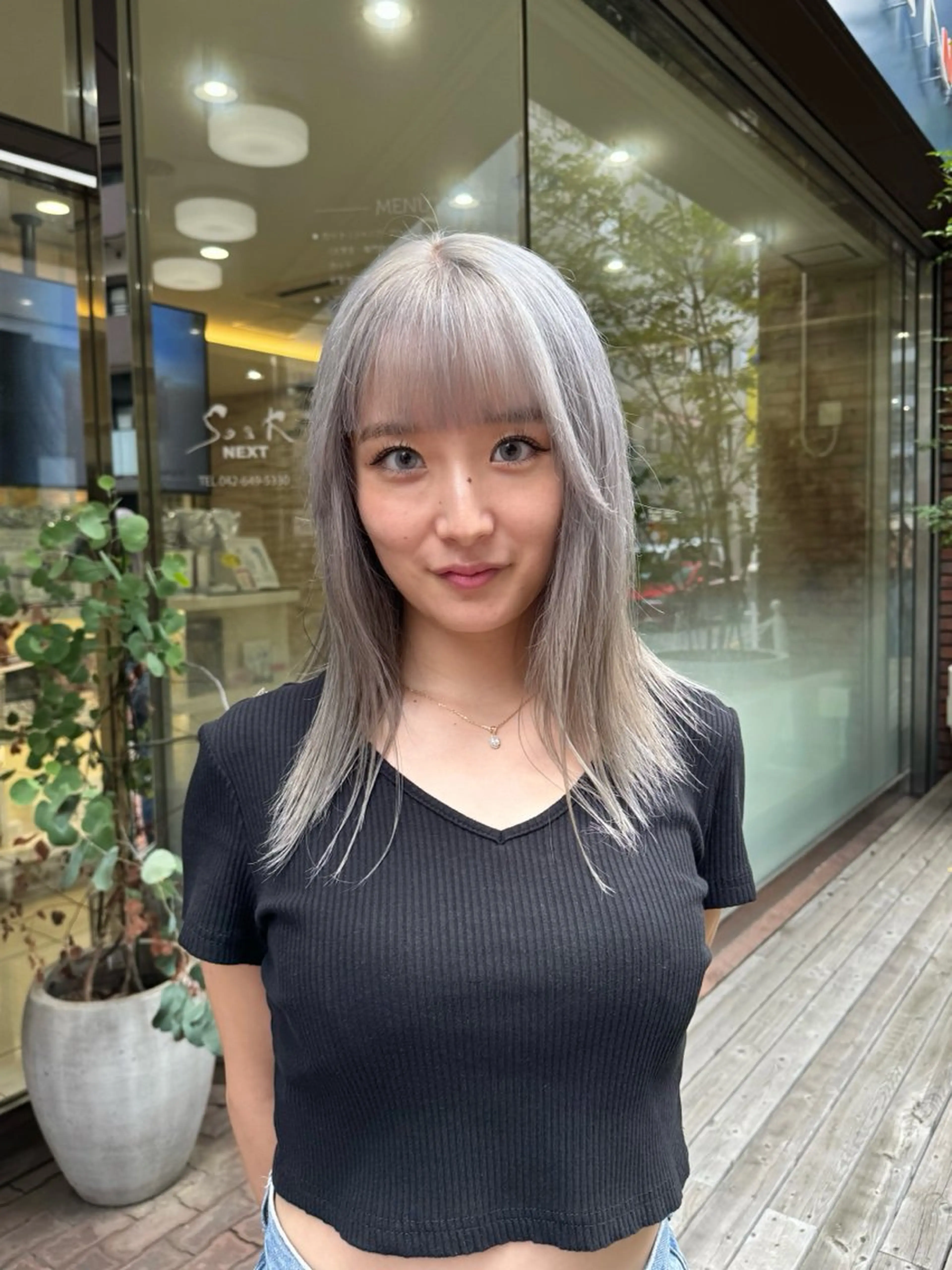 ミディアム カラー グレージュ カット ヘアカラー Seeknext // Rukaのヘアスタイル