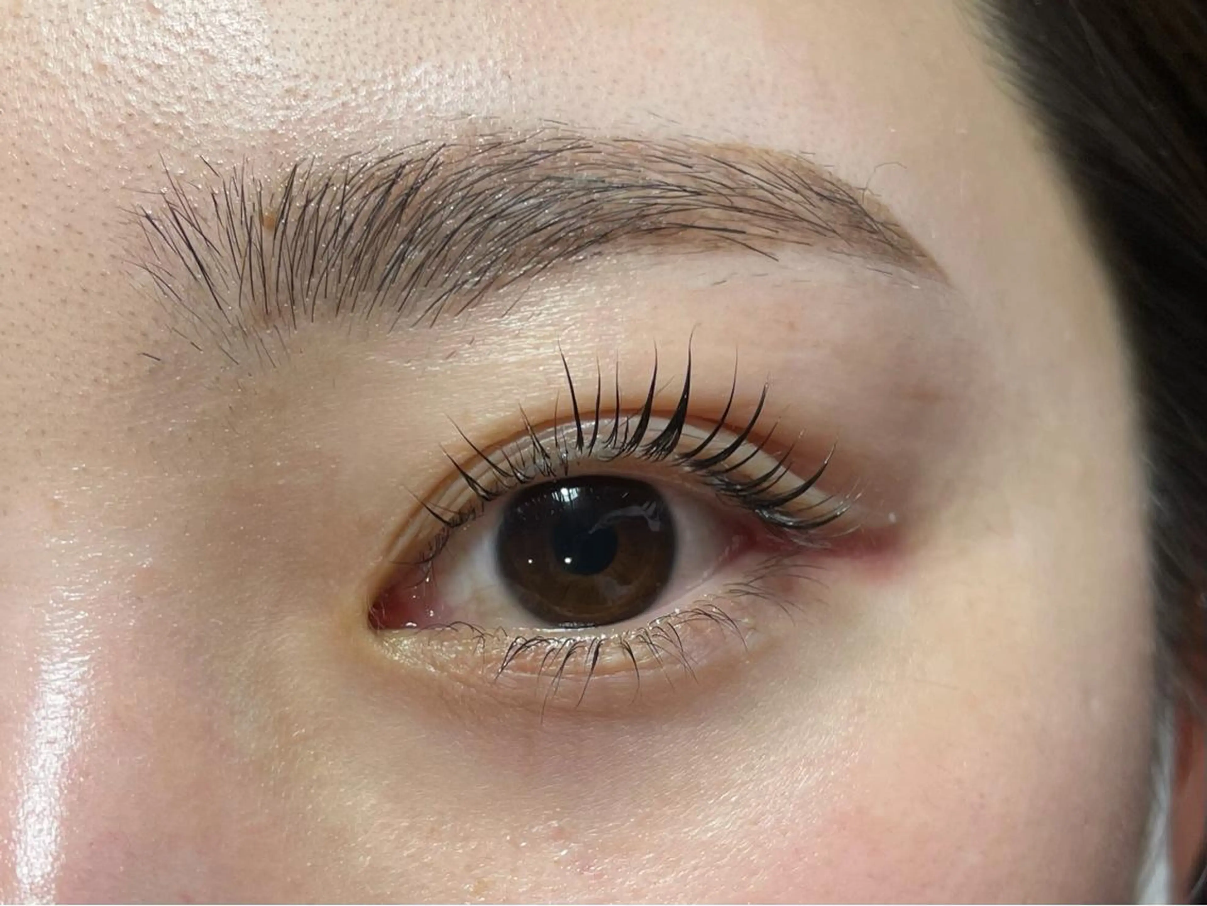 マツエク・マツパ 向井 萌華の眉毛・アイブロウイメージ