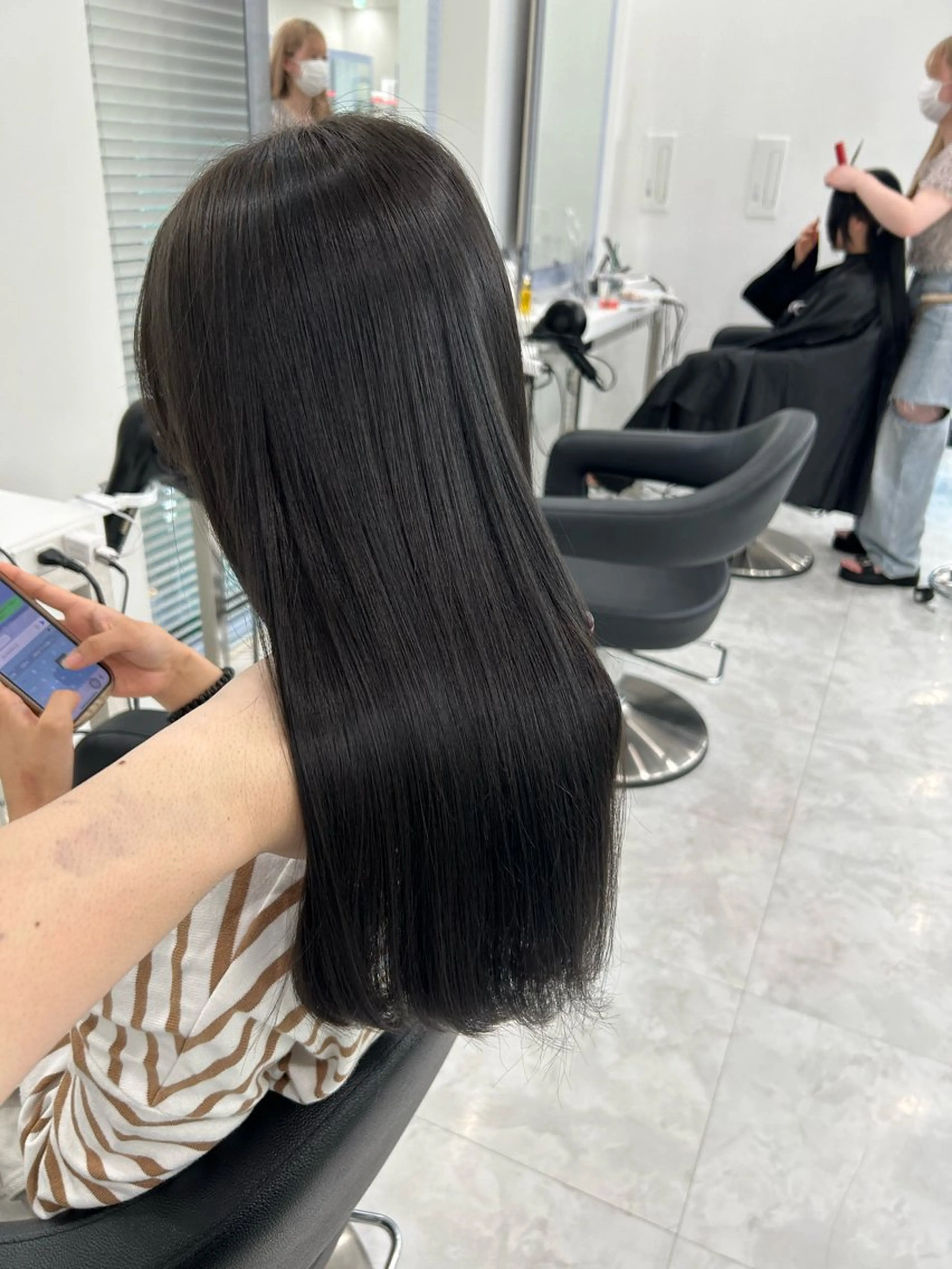 セミロング カラー カット ヘアカラー トリートメント ヘアセット 💖透け感ベージュ KOTA💖のヘアスタイル