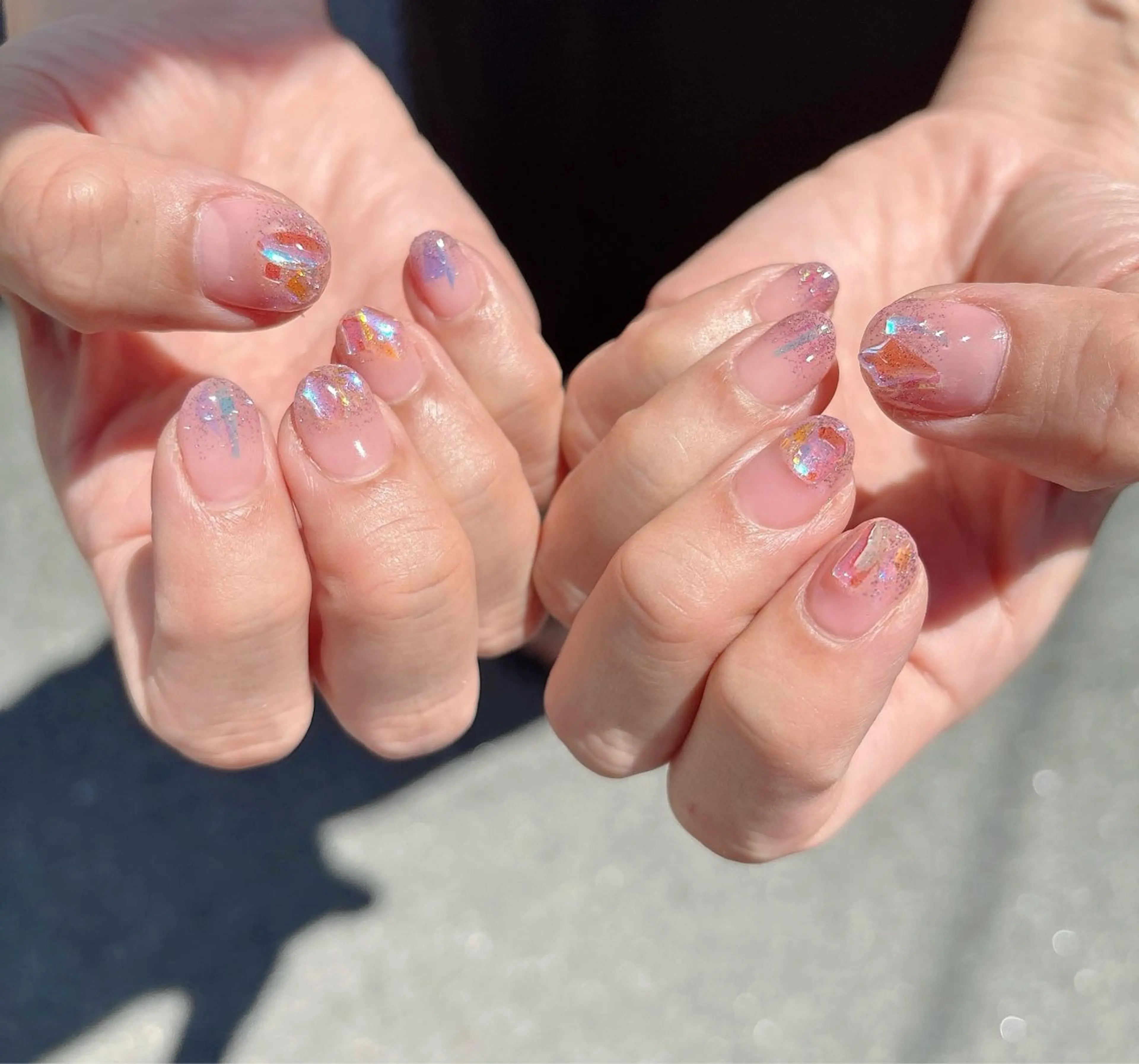 ネイル オーロラネイル 氷ネイル・うるうるネイル 大東市ネイルサロン 【KYURA】のネイルデザイン