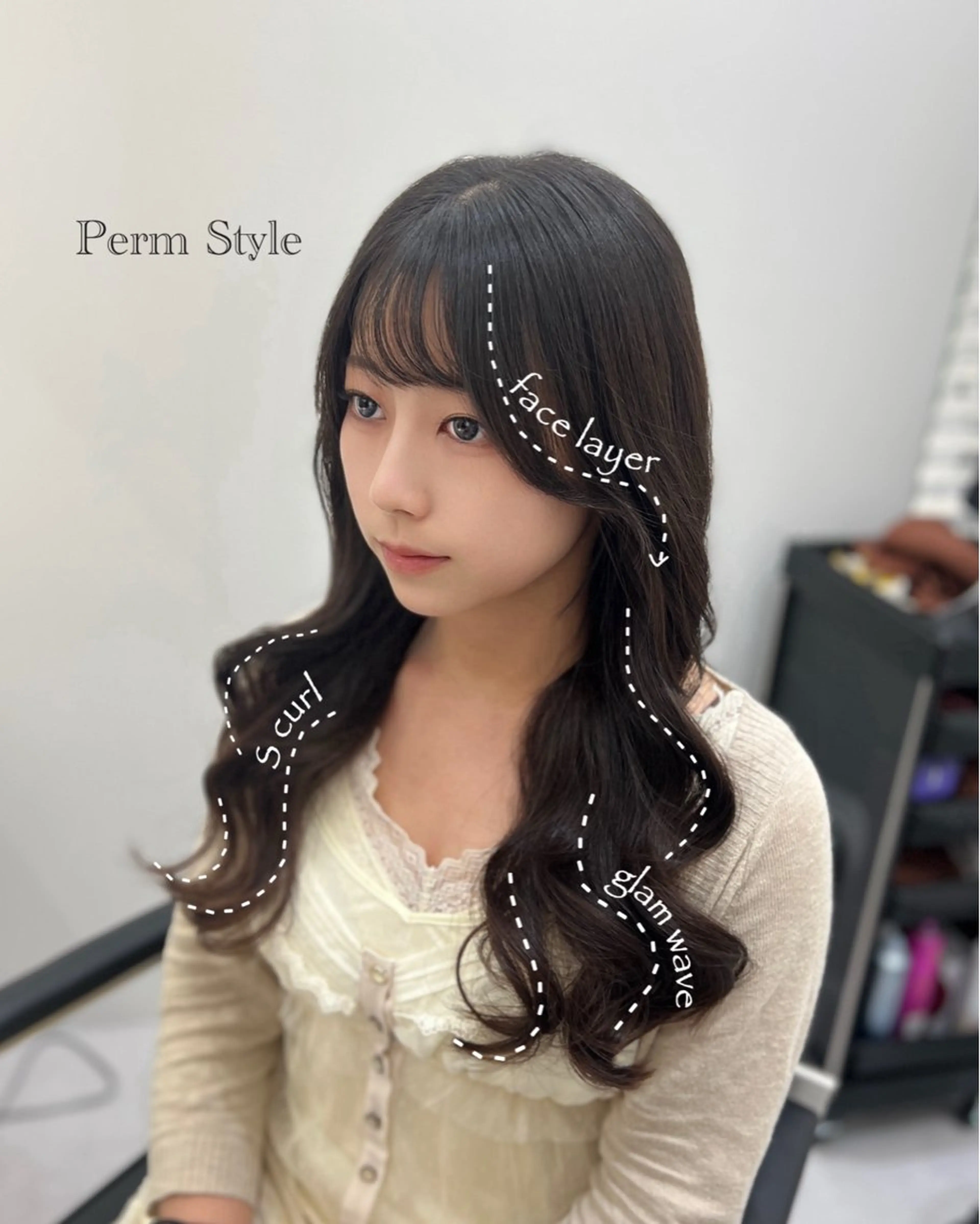 パーマ ARMONY モモのヘアスタイル