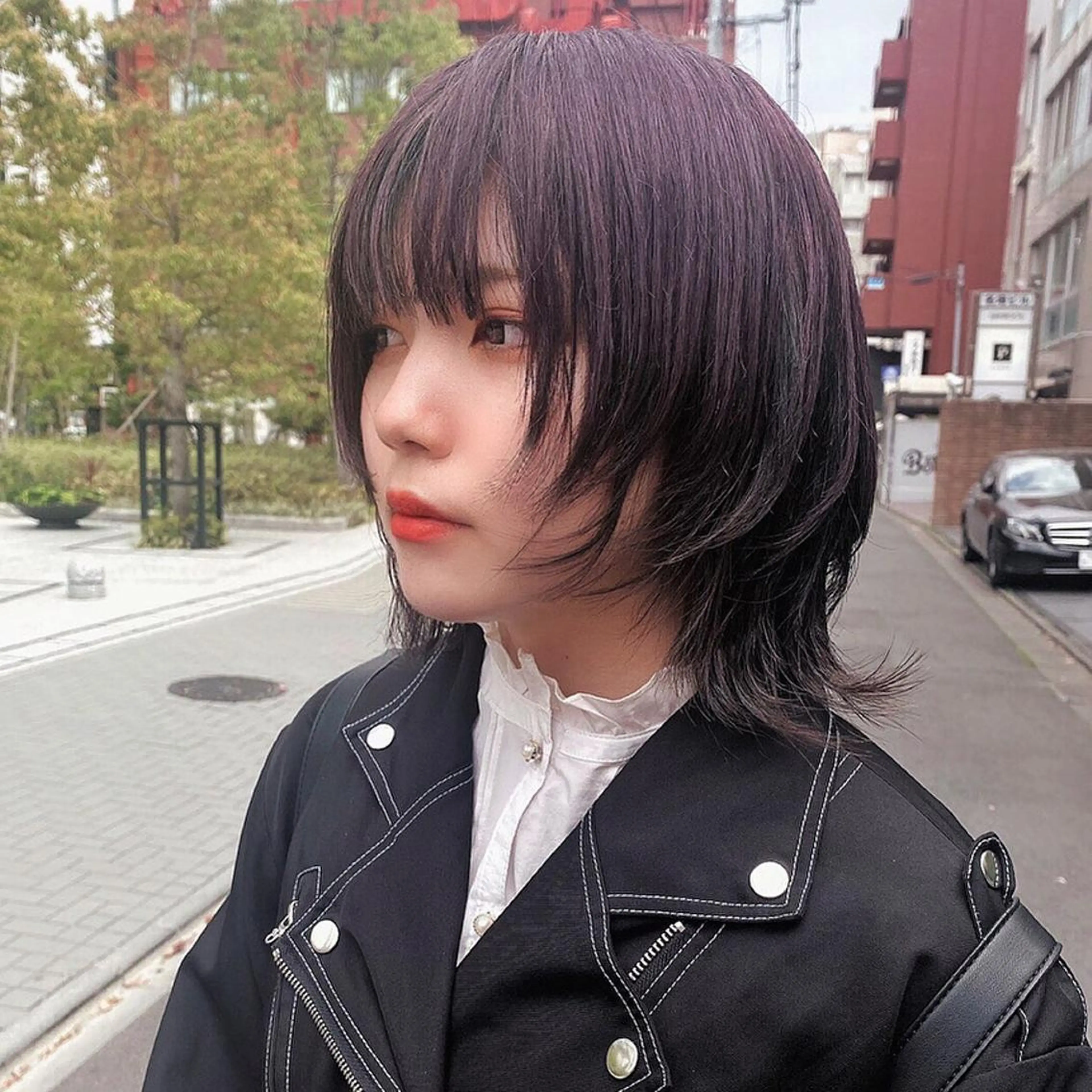 ミディアム カラー ラベンダーカラー 縮毛矯正 ウルフカット ホワイト&レイヤー カット職人長畠俊輔のヘアスタイル