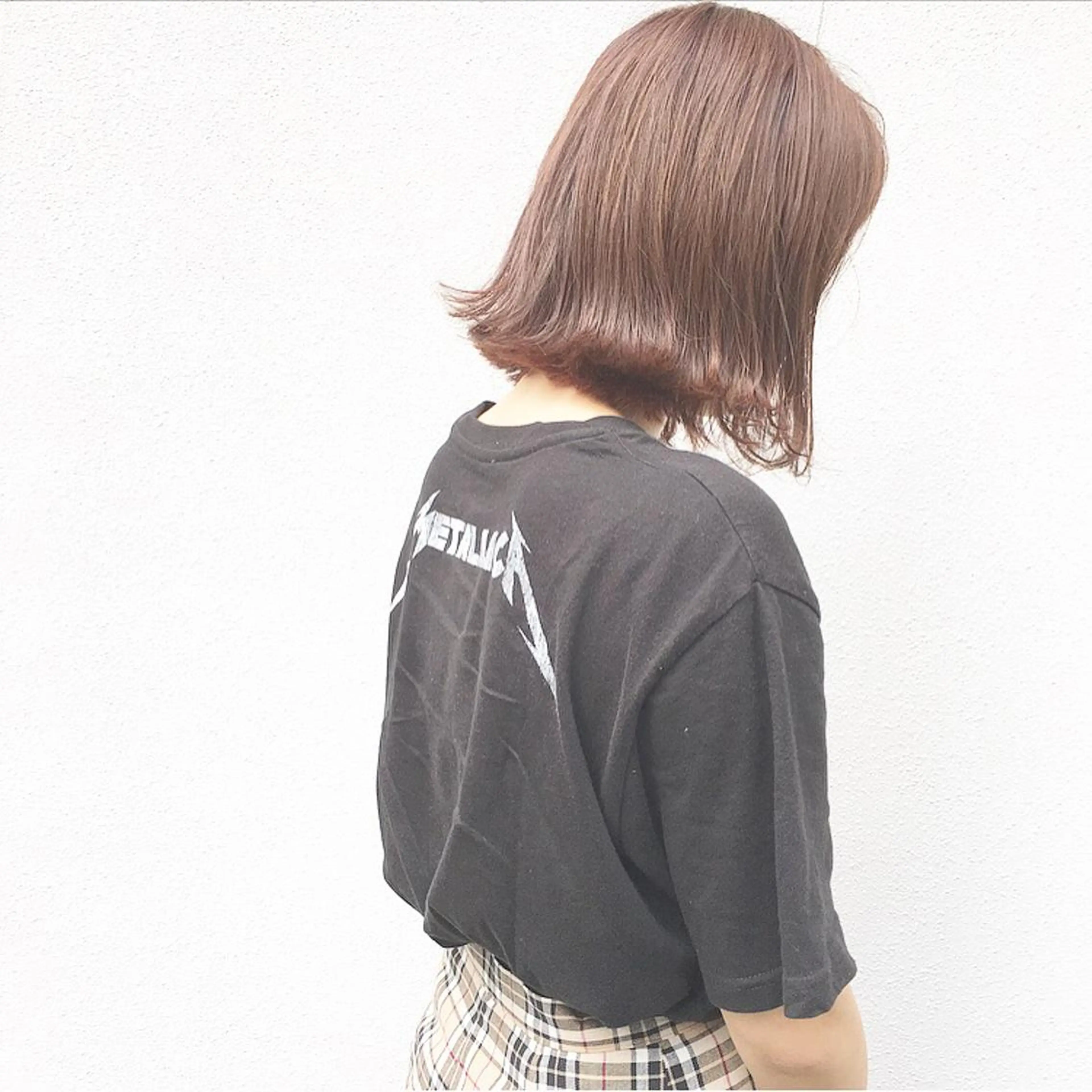 ミディアム カラー ブリーチ、パーマ 西部笑のヘアスタイル