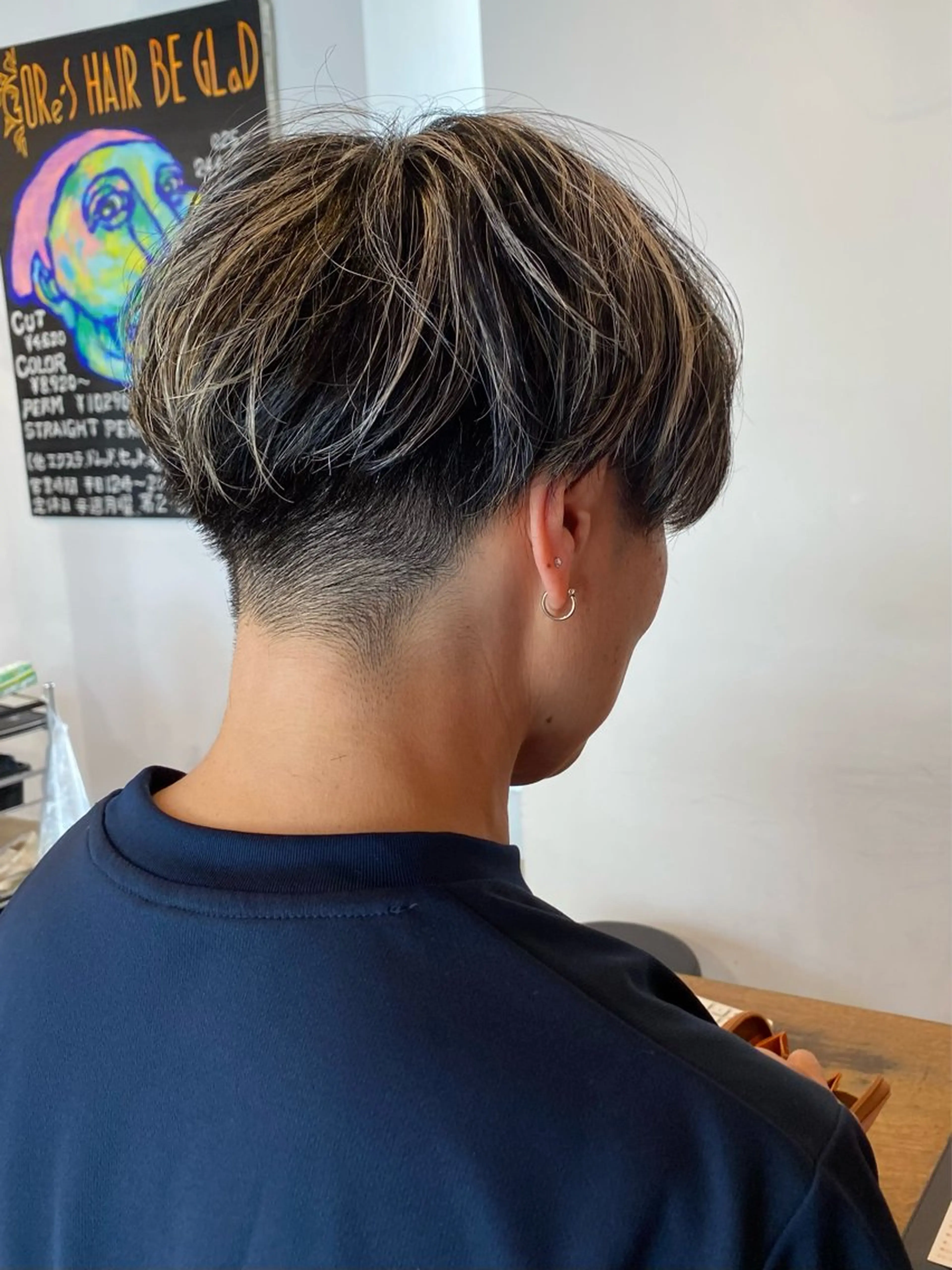 ショート カラー 小日向 沙織のヘアスタイル