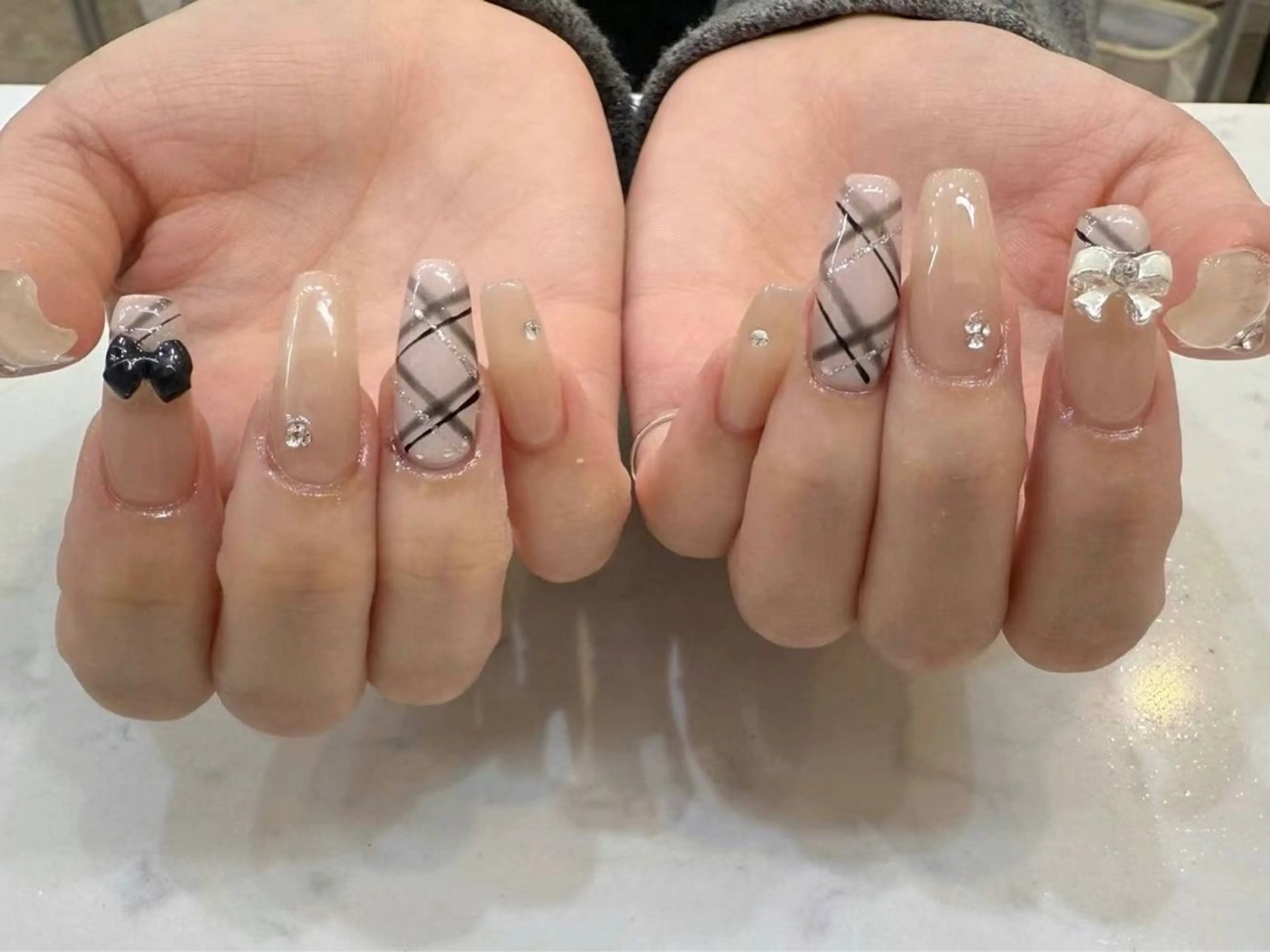 ネイル アートネイル フラワーネイル フットネイル ジェルネイル マグネットネイル My nail所属・babarla Nailのネイルデザイン