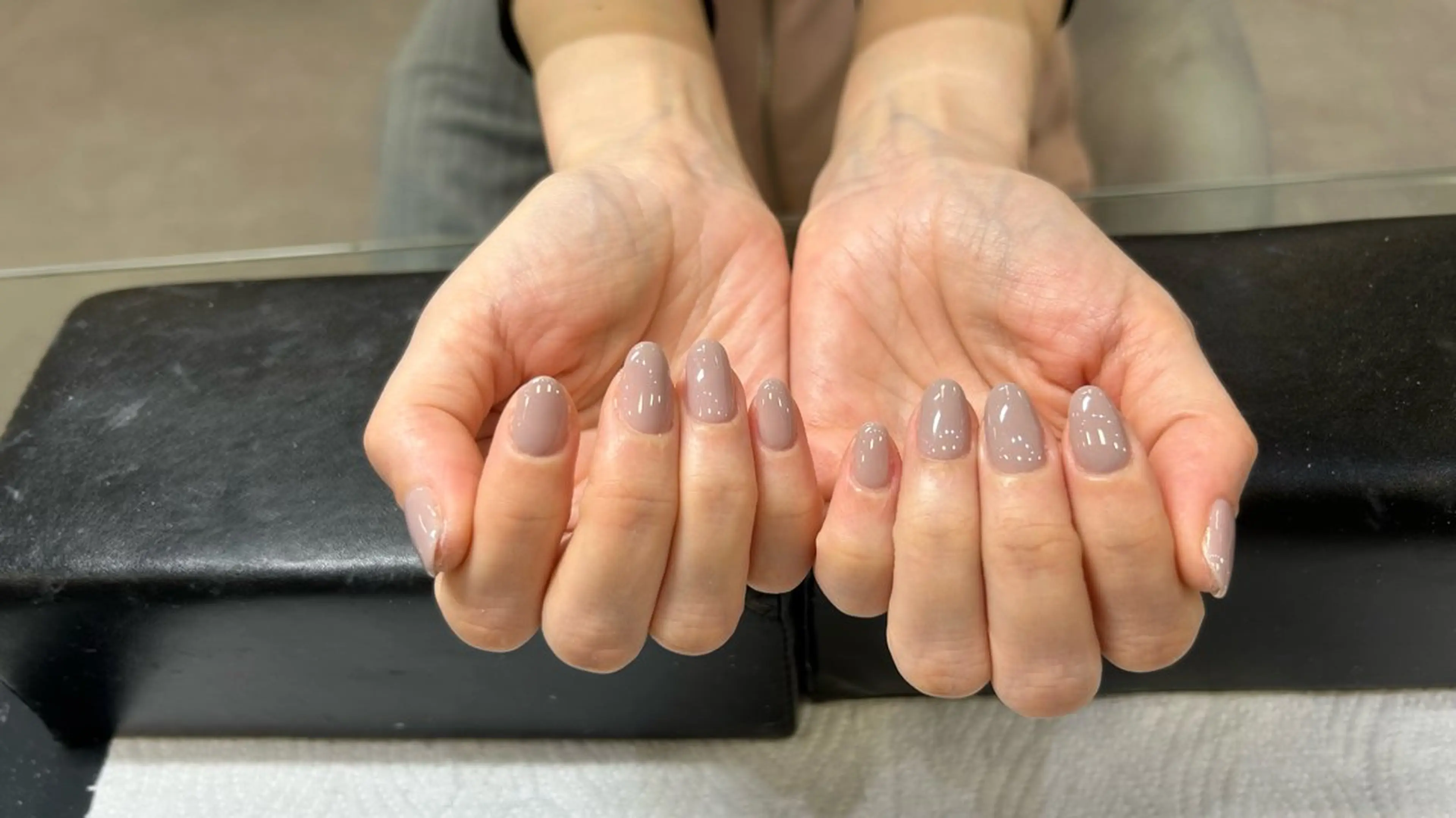 hand✴︎オフ込みワンカラーの写真
