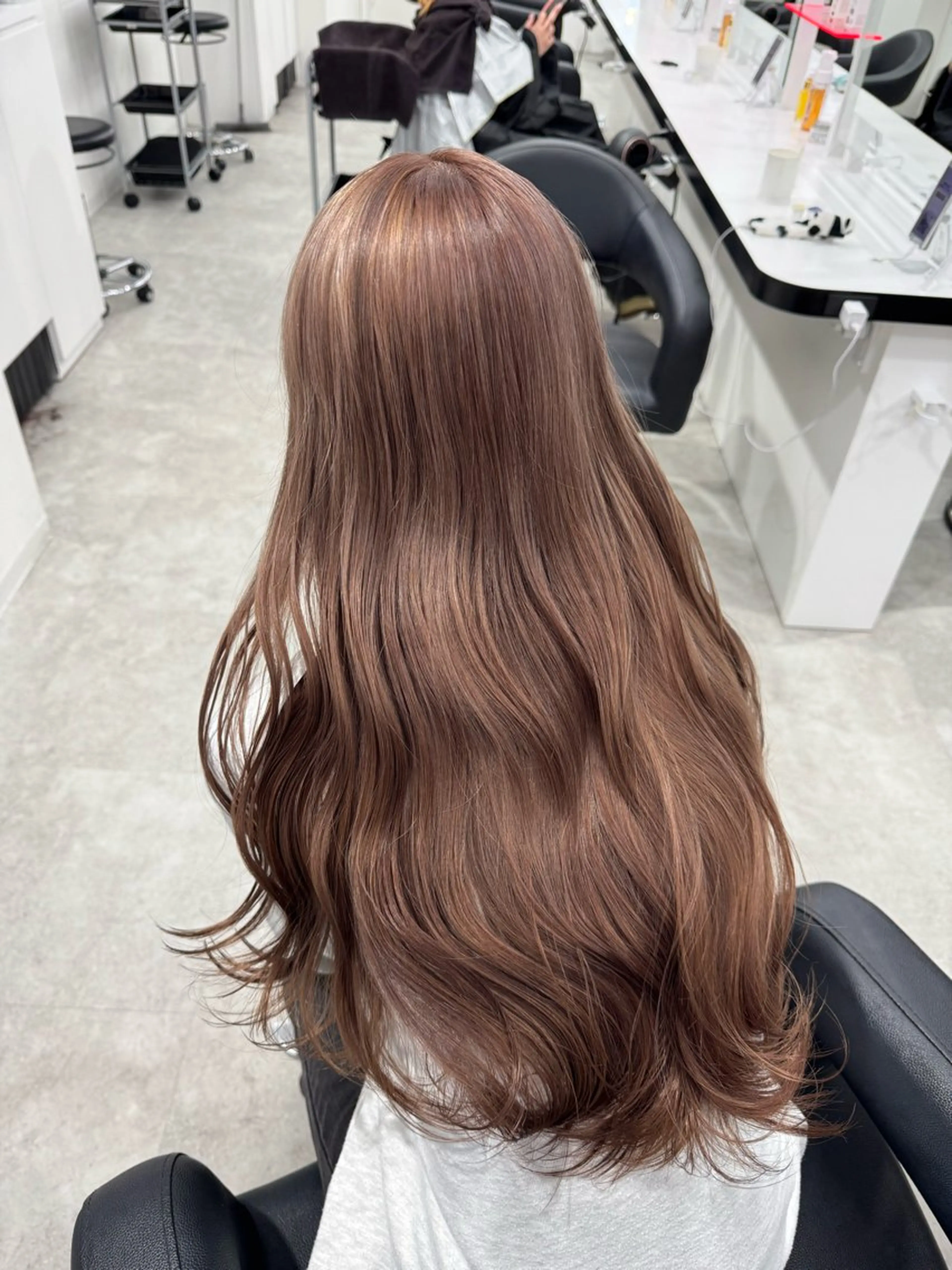 【🥨一日2名様限定🥨】スペシャルケアメニュー✨✨ケアブリーチダブルカラー➕最高級トリートメント🥂🥂の写真