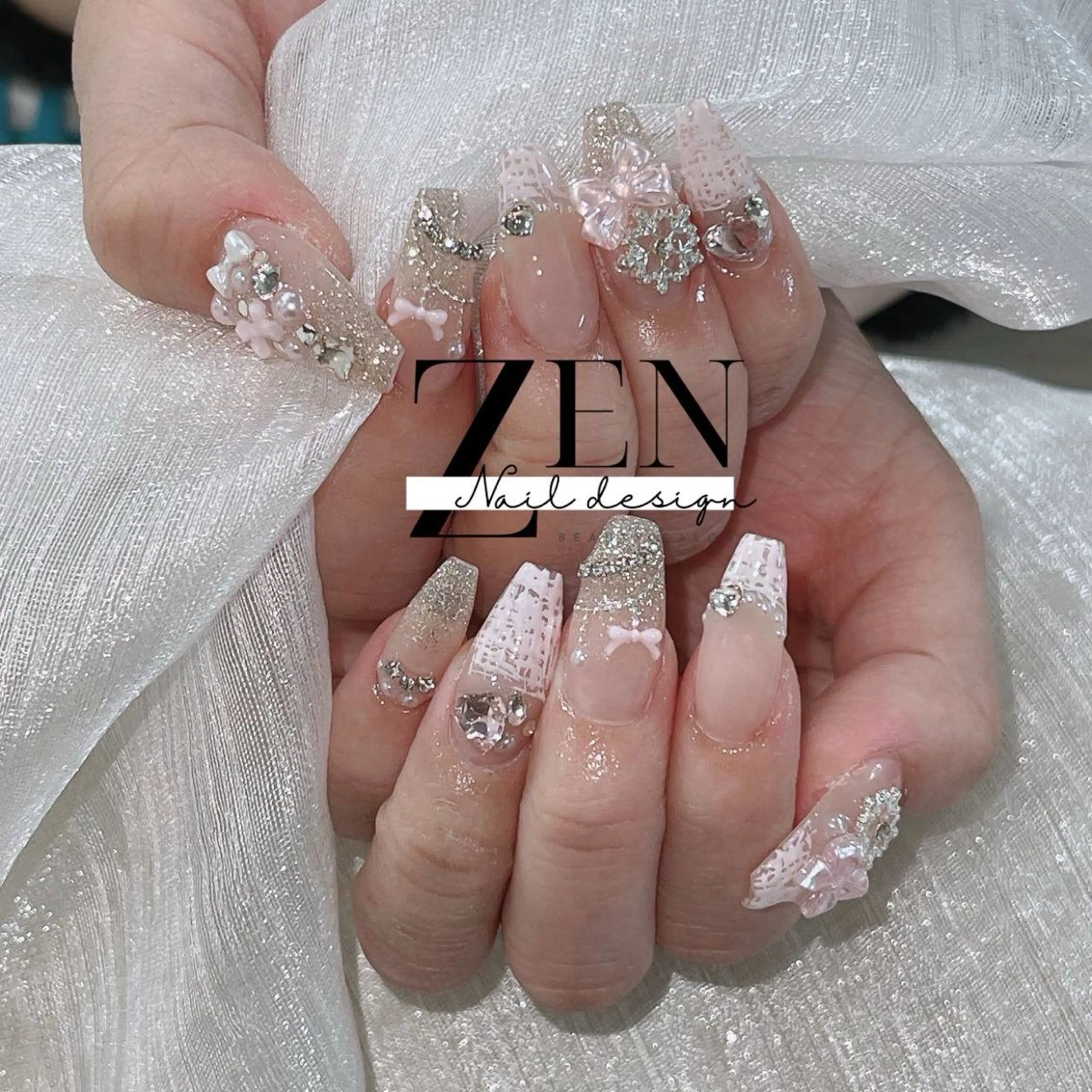 ネイル チークネイル フレンチネイル ジェルネイル 韓国ネイル マグネットネイル ハンドネイル Zen Nail Design 池袋のネイルデザイン