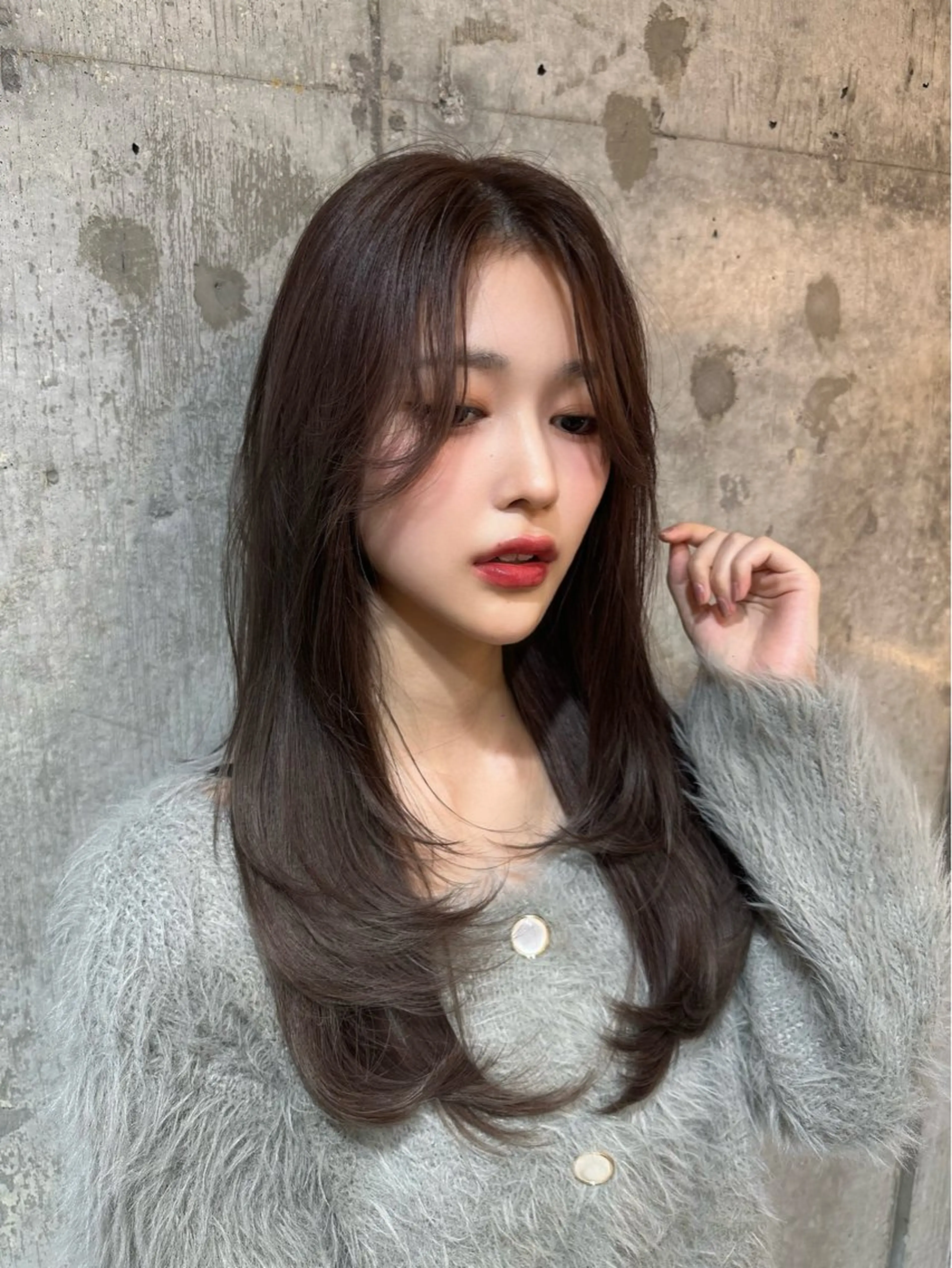 セミロング カラー ベージュカラー 黒髪 ブルーカラー ブルーブラック ブラウンカラー カット ヘアカラー トリートメント ヘアセット 韓国レイヤー/透明感 カラー/髪質改善角所のヘアスタイル