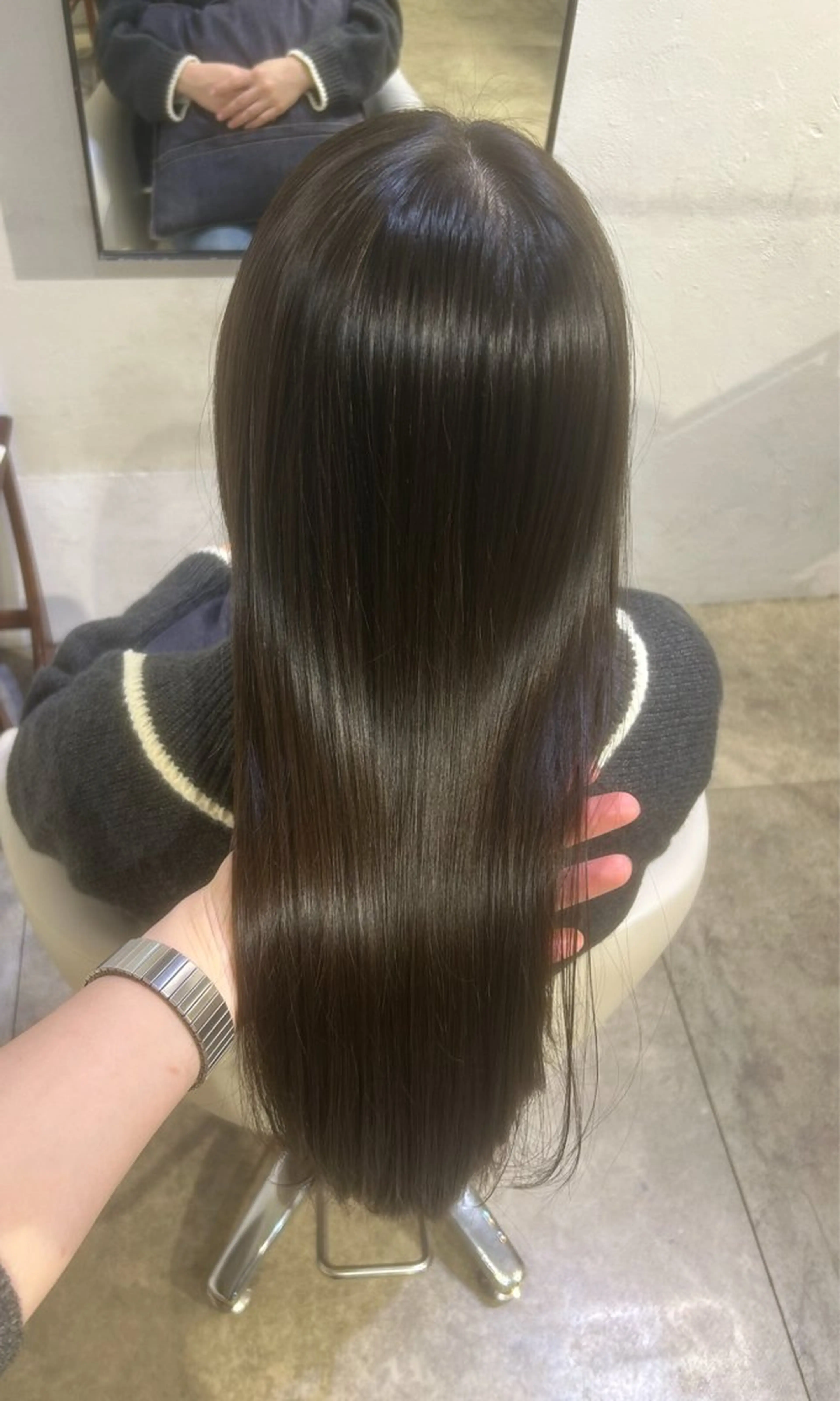 ロング ichiri /艶カラーのヘアスタイル