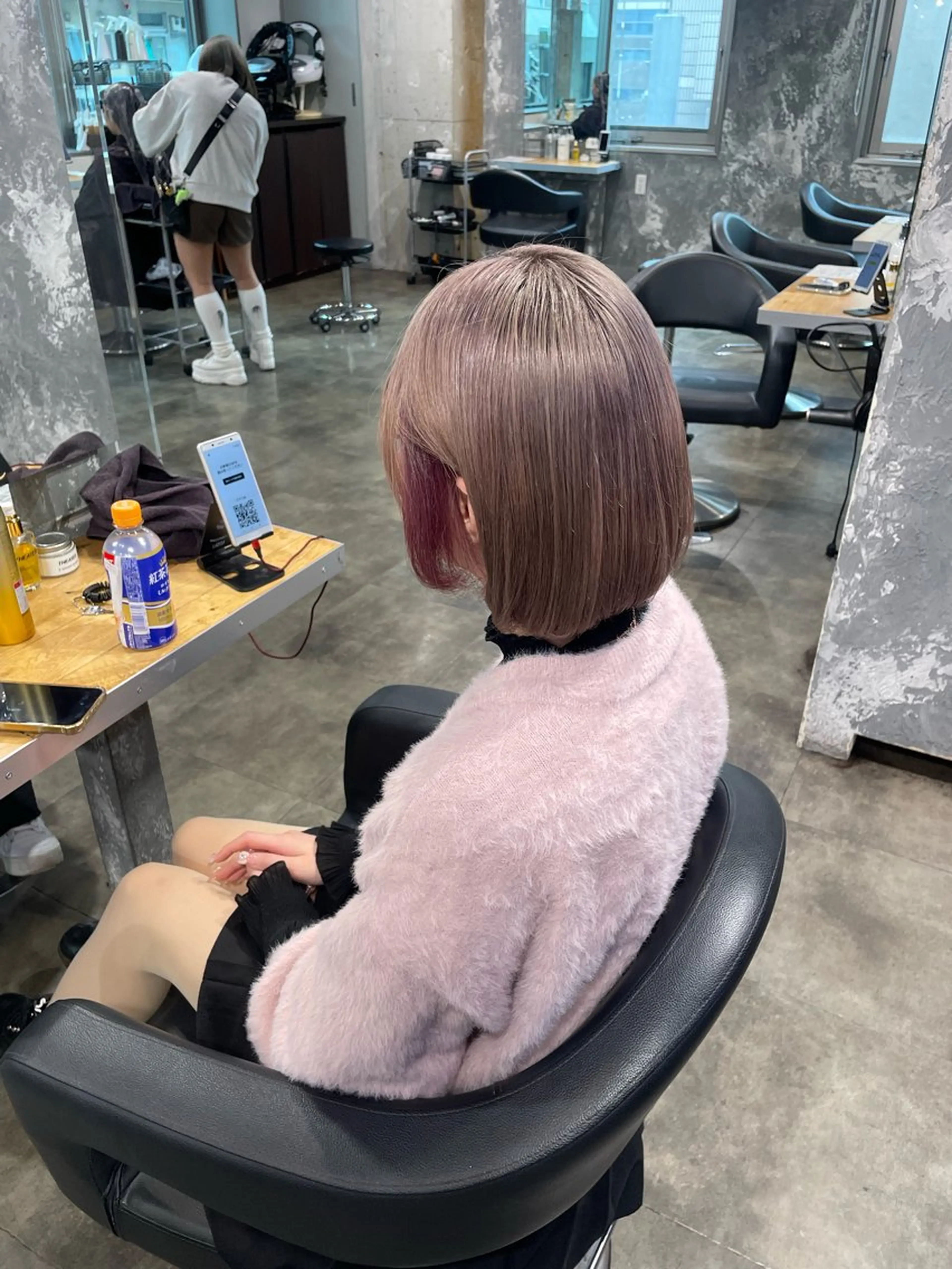 ショート カラー ヘアカラー ハイトーン 横浜💞ミオのヘアスタイル