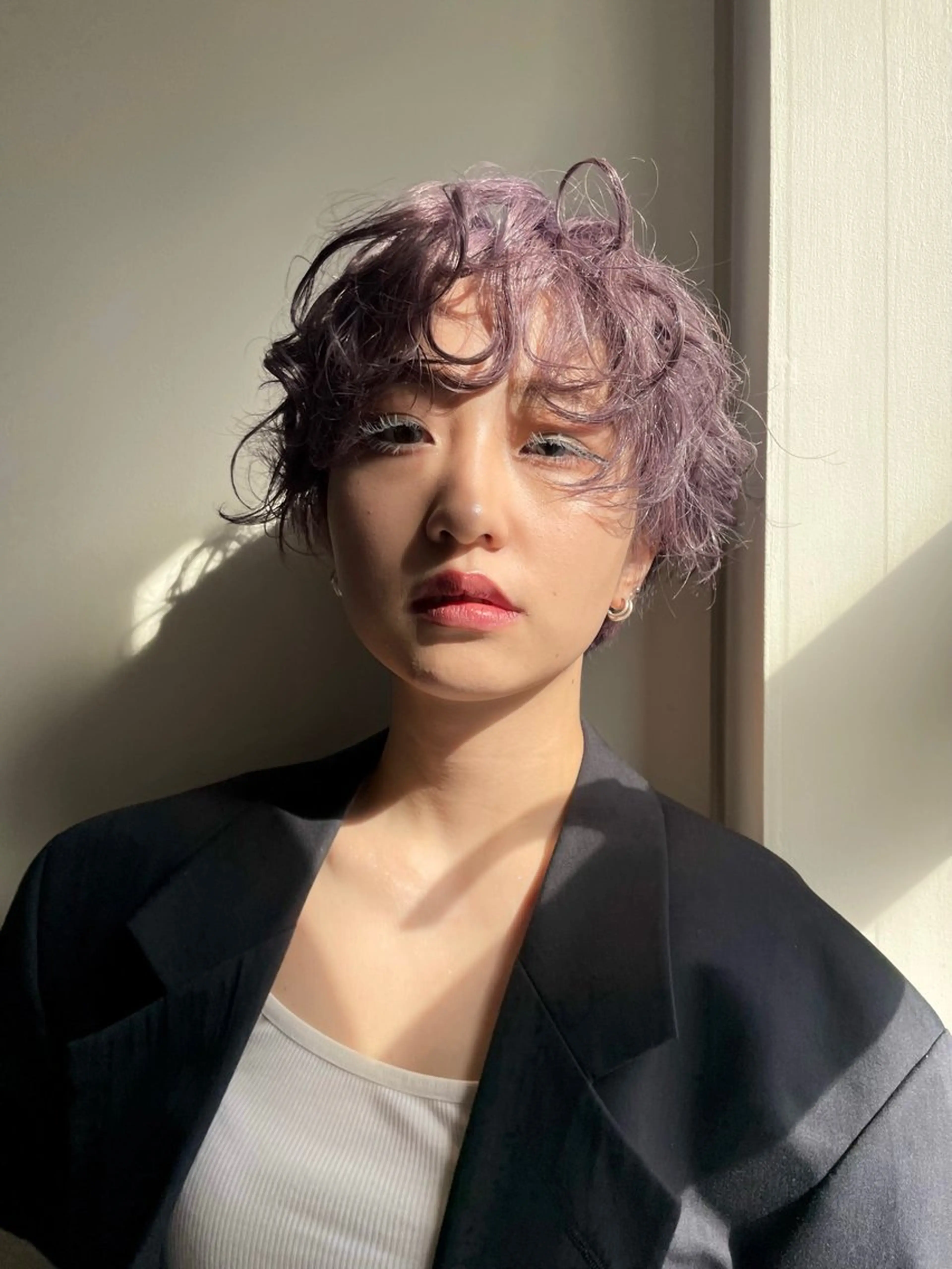 ショート カラー ヘアカラー 表参道／韓国レイヤー ／ハッシュカットのヘアスタイル