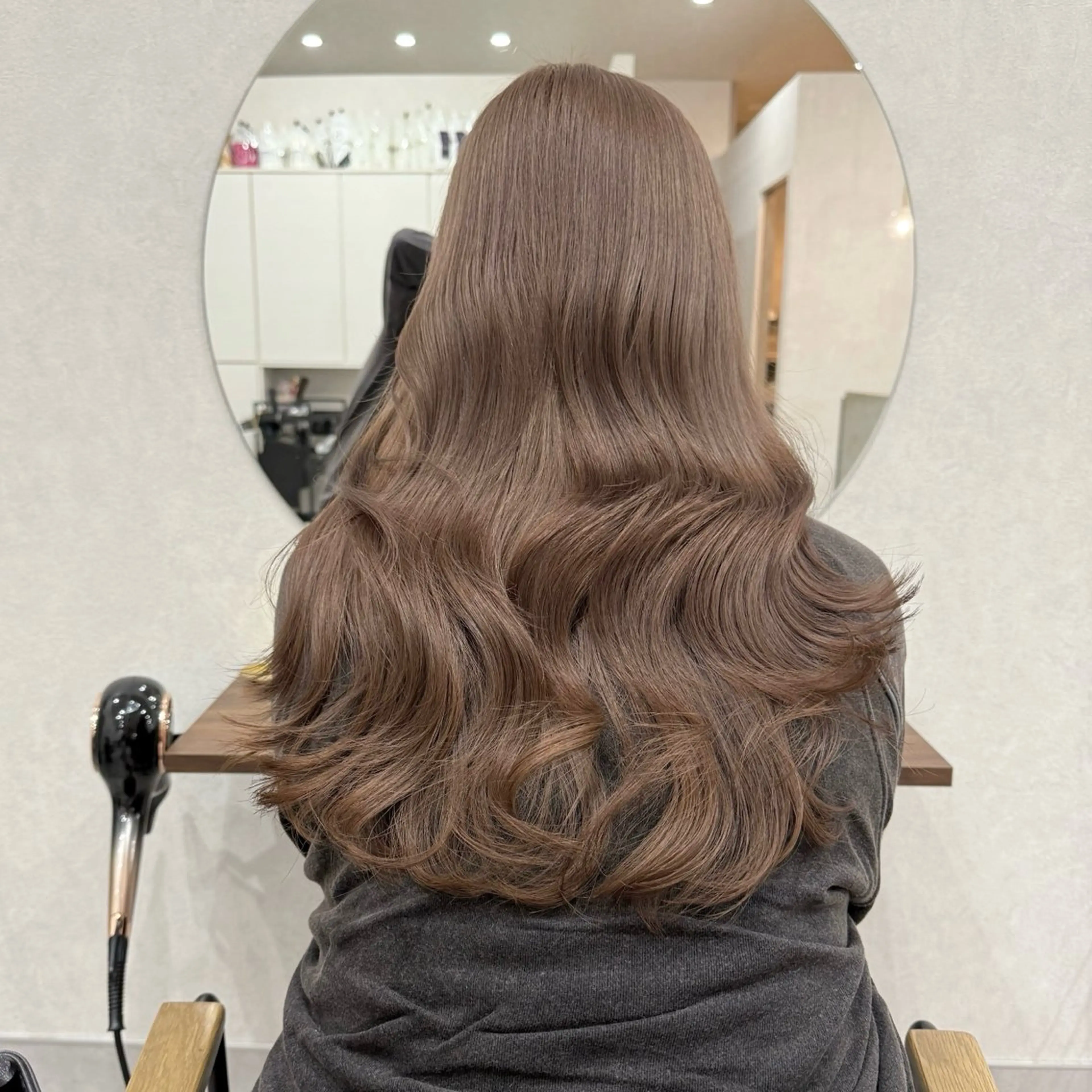 ロング カラー ブラウンカラー レイヤーカット stark 🫧田中 小春のヘアスタイル