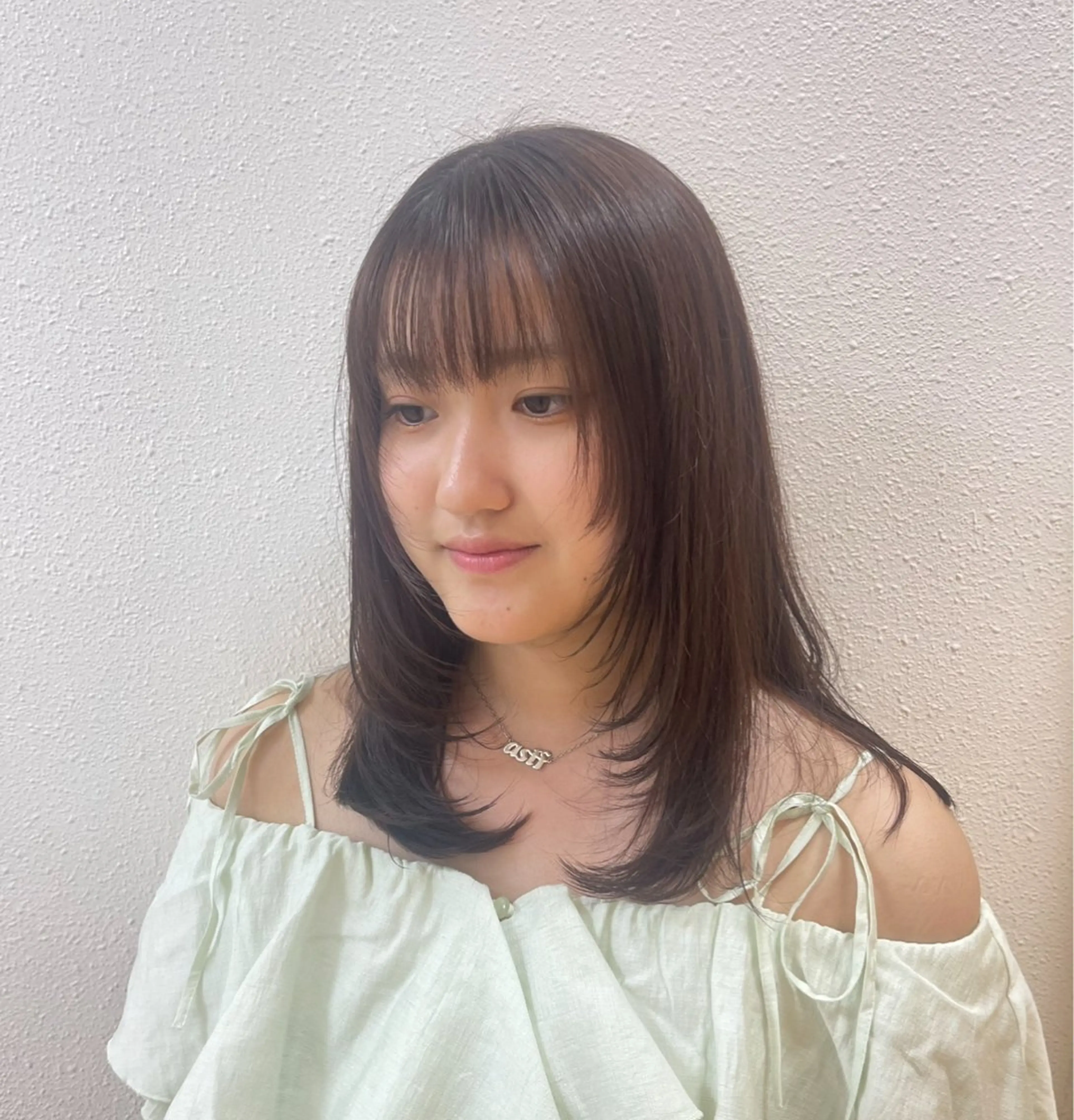 セミロング 顔まわりレイヤー 顔周りカット レイヤーカット CIEL 天神店所属・🎀momoa CIEL天神店🎀のヘアスタイル