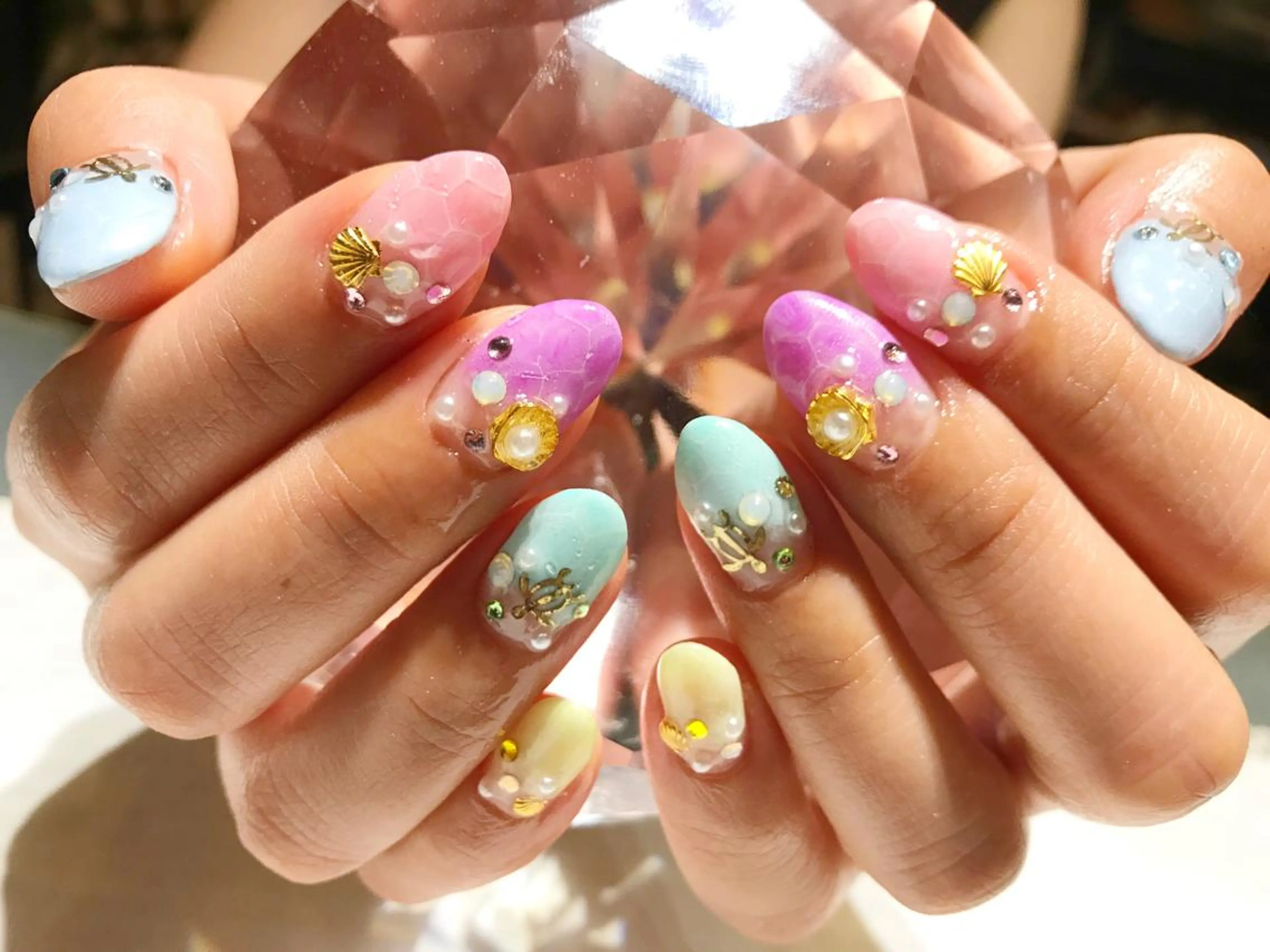 ネイル ジェルネイル パステルネイル YUN 💅のネイルデザイン