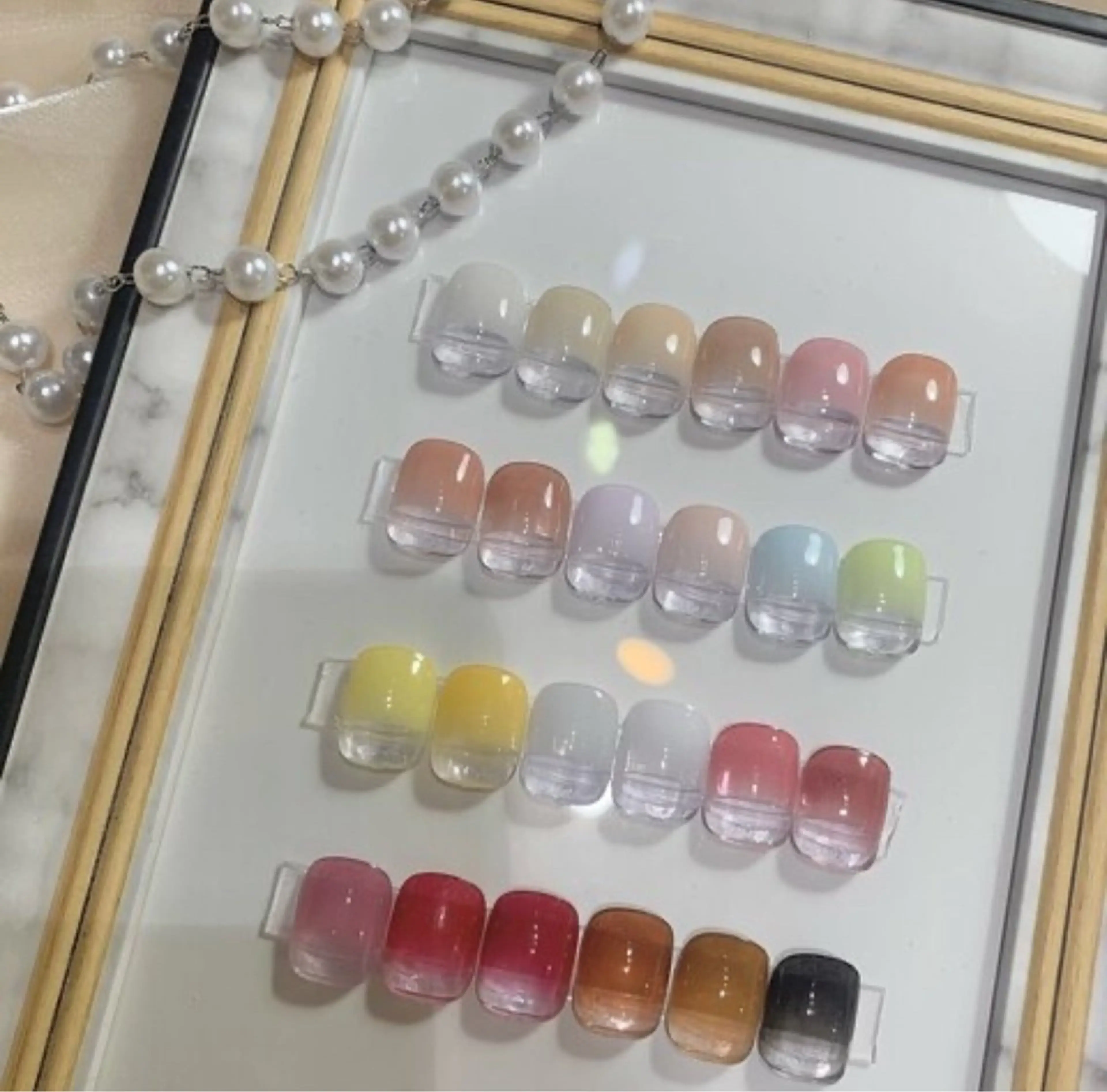 ネイル グラデーション ハンドネイル Dig.nail ririaのネイルデザイン