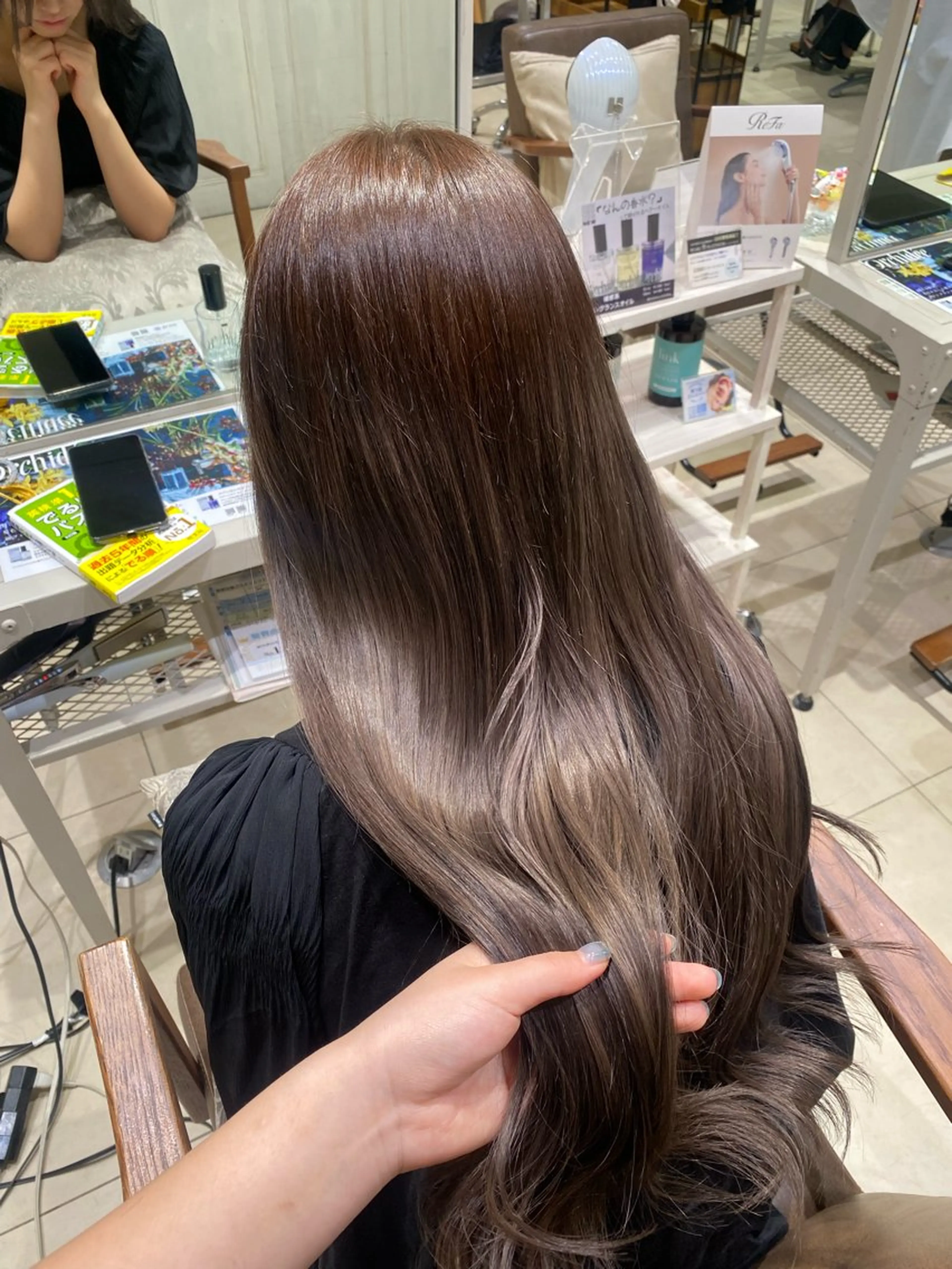 ロング 暖色カラー🍒ヘア セット🎀✨Ainaのヘアスタイル