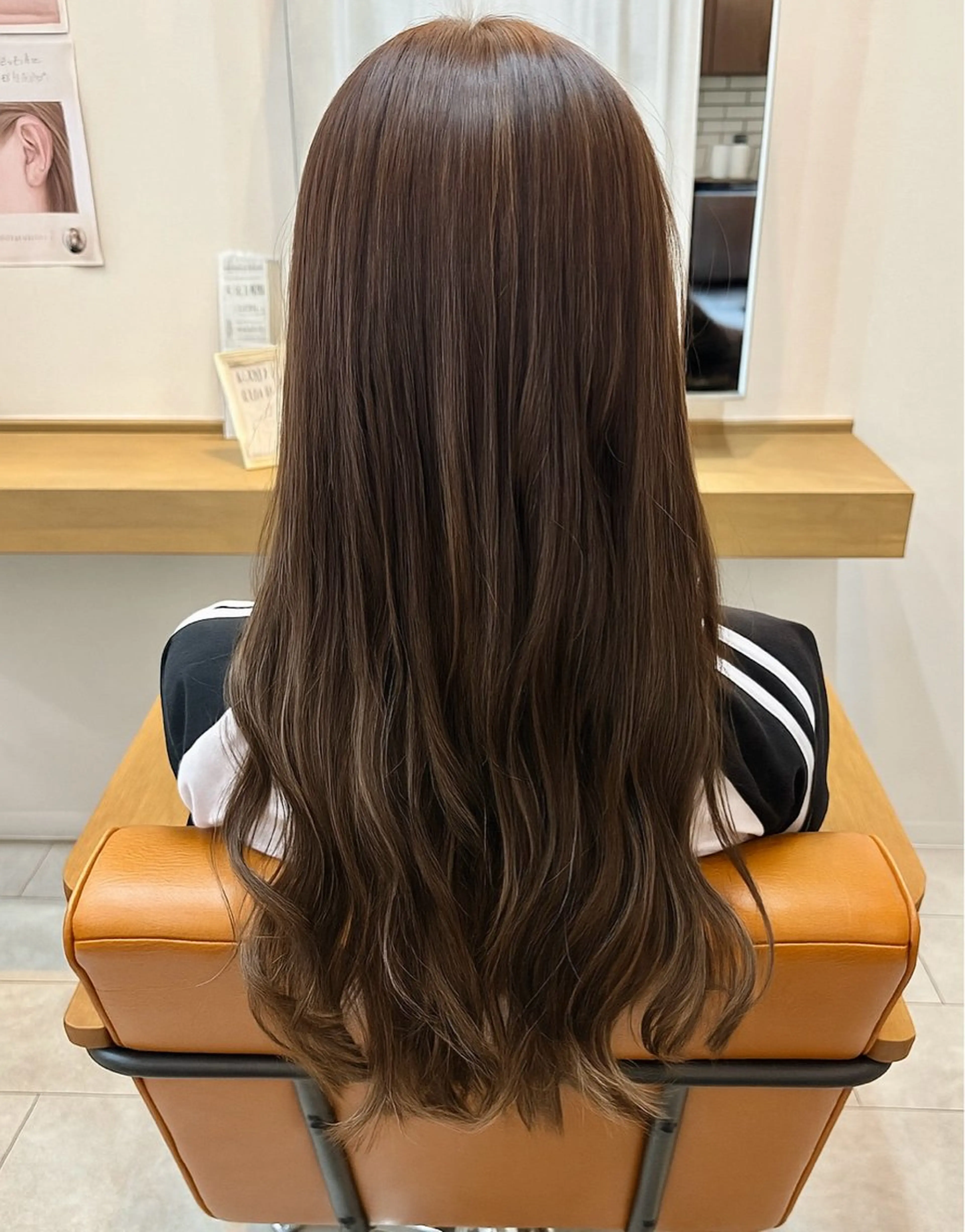 ロング カラー カット ヘアカラー SANELI所属・千々和 杏夏のヘアスタイル
