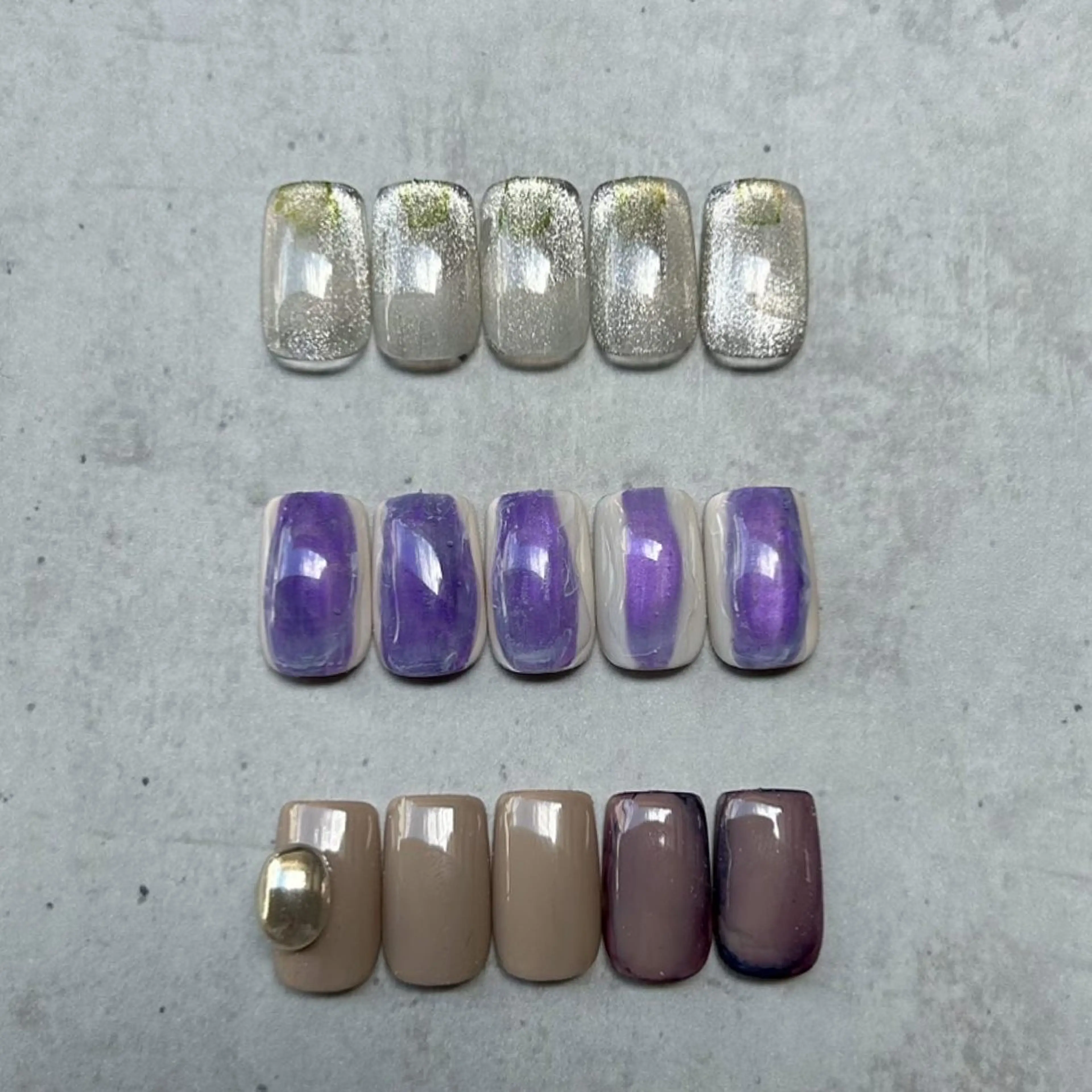 ネイル カジュアル キラキラネイル マグネットネイル ミラーネイル ニュアンスネイル ハンドネイル ハンドケア lyly.nail所属・lylynail YUUKAのネイルデザイン