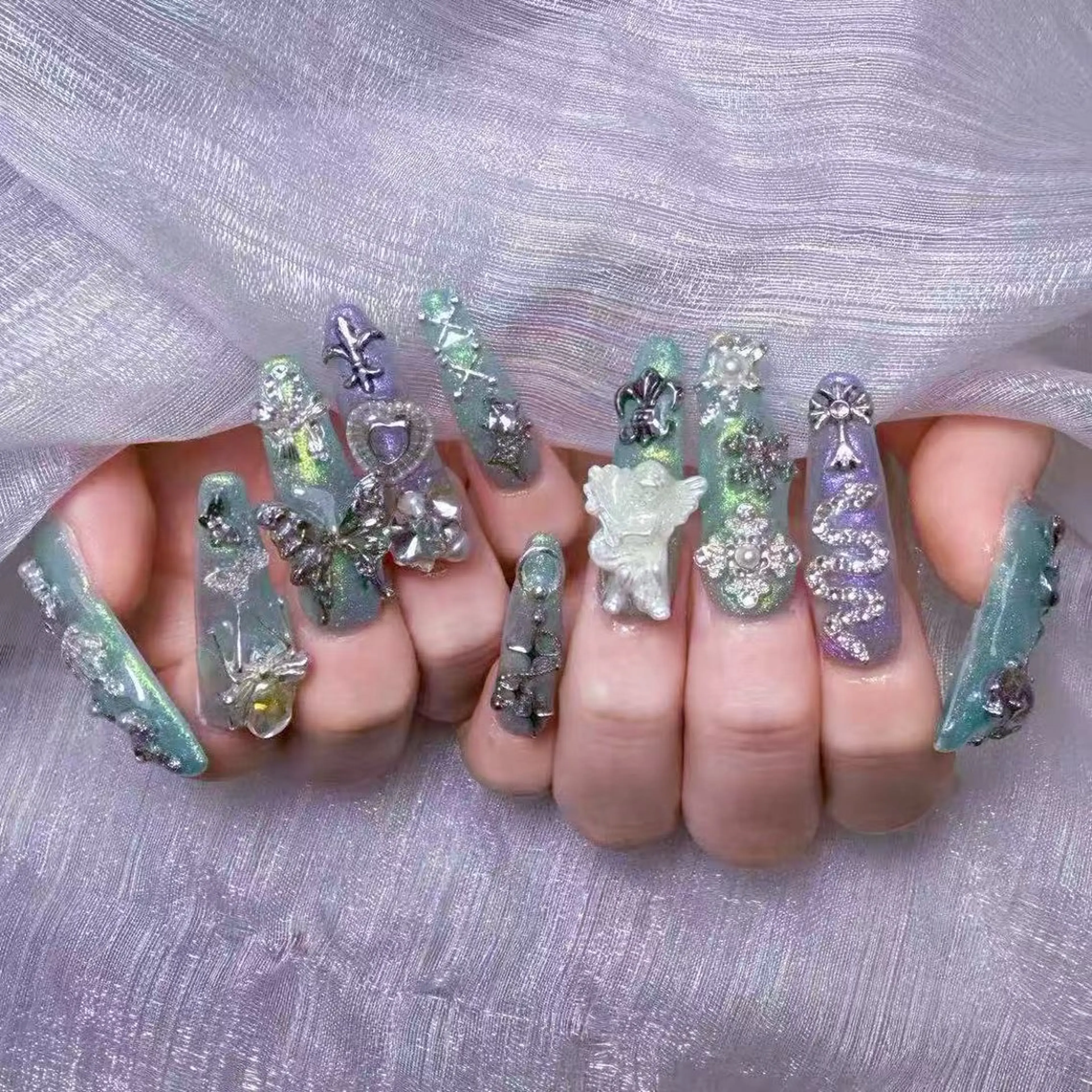 ネイル ハンドネイル niki💅🏻 Diamondのネイルデザイン