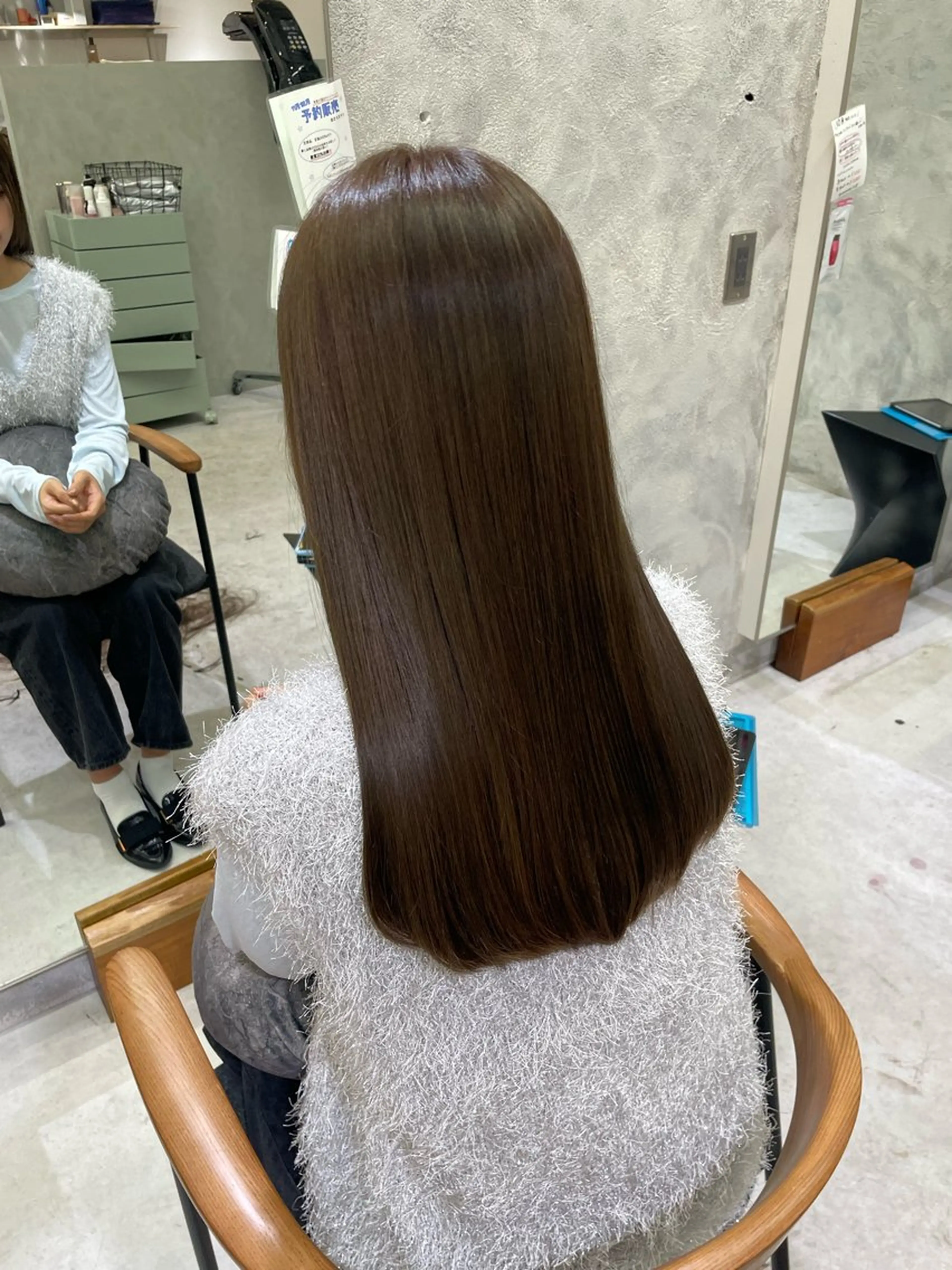 【🫧ダメージレス ツヤ髪透明感カラー🫧】➕オージュアケアマスクの写真