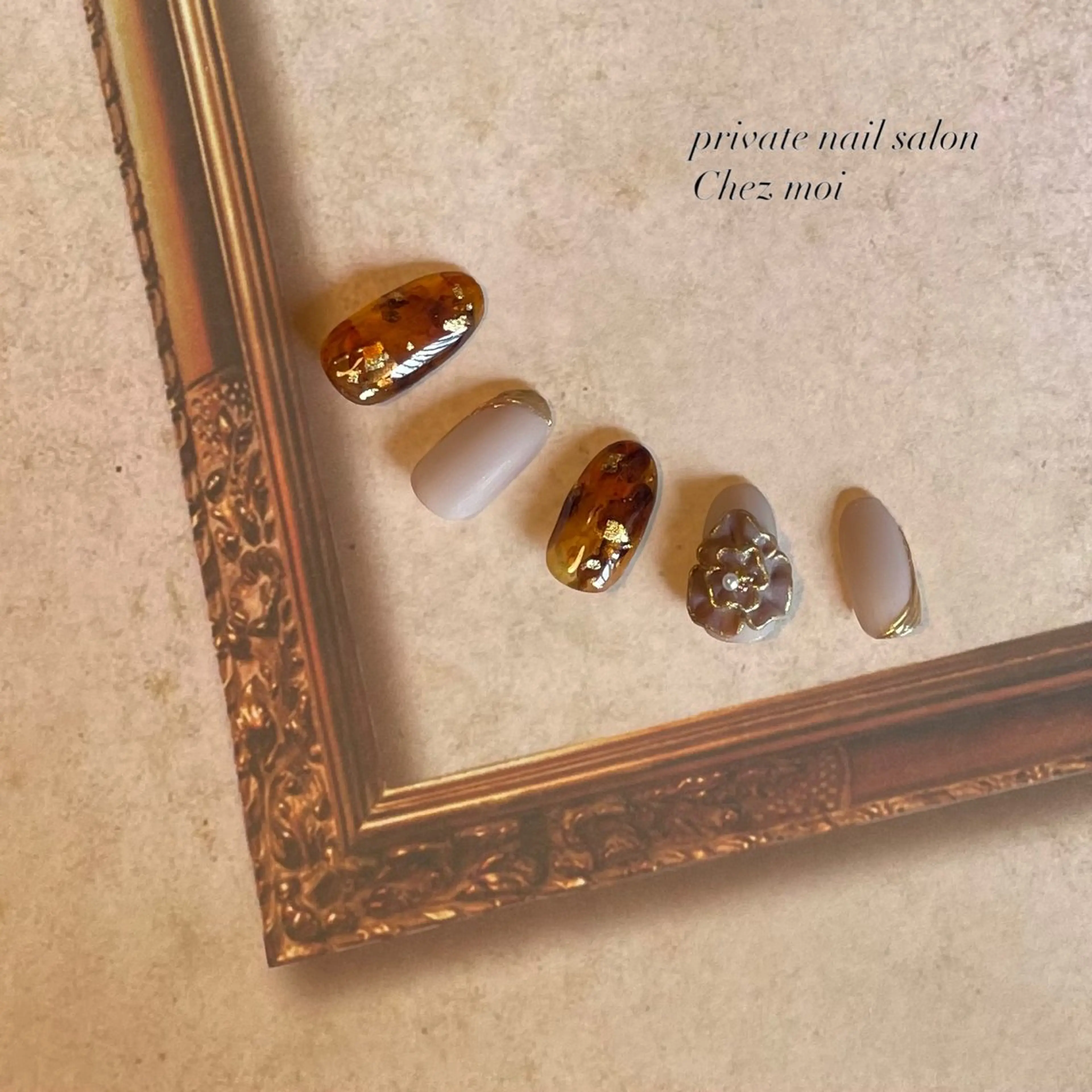 ネイル KOMINE TOMOKOのネイルデザイン