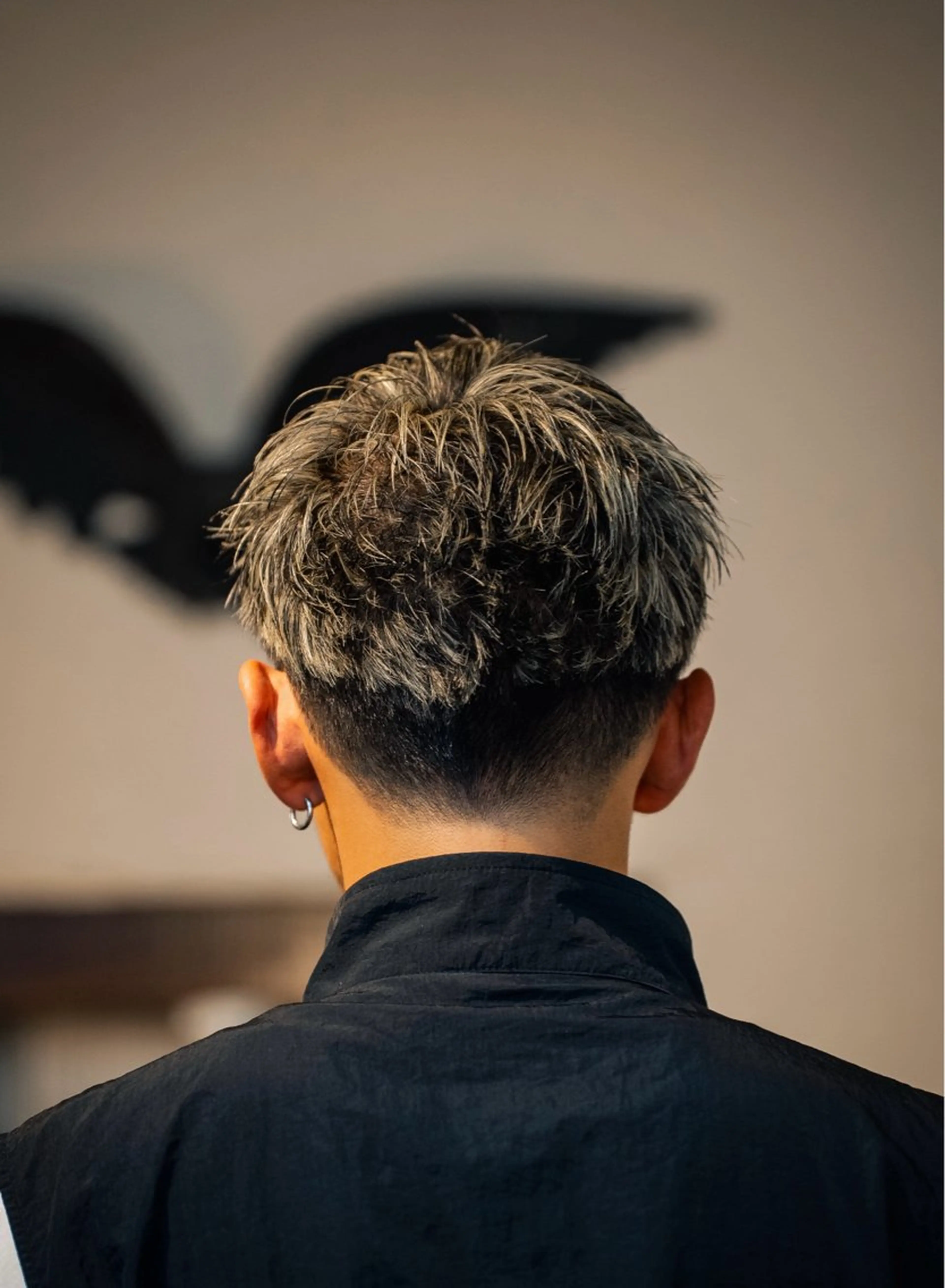 ショート カラー パーマ メンズ 刈り上げ 🔗メンズサロン🔗 Kieのヘアスタイル