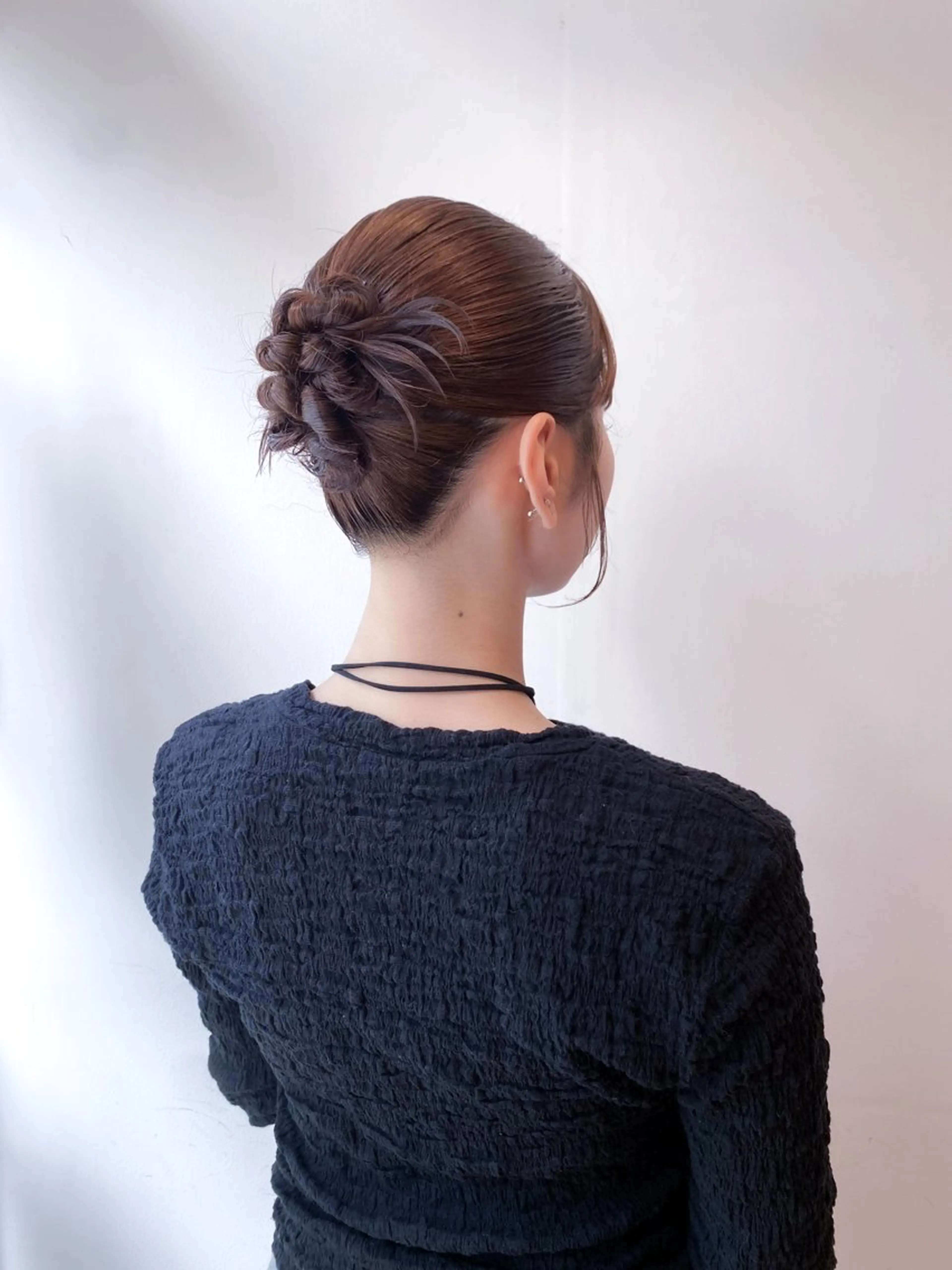 ミディアム ヘアセット THE DOTS【ザ ドッツ】所属・C H I H A R Uのヘアスタイル