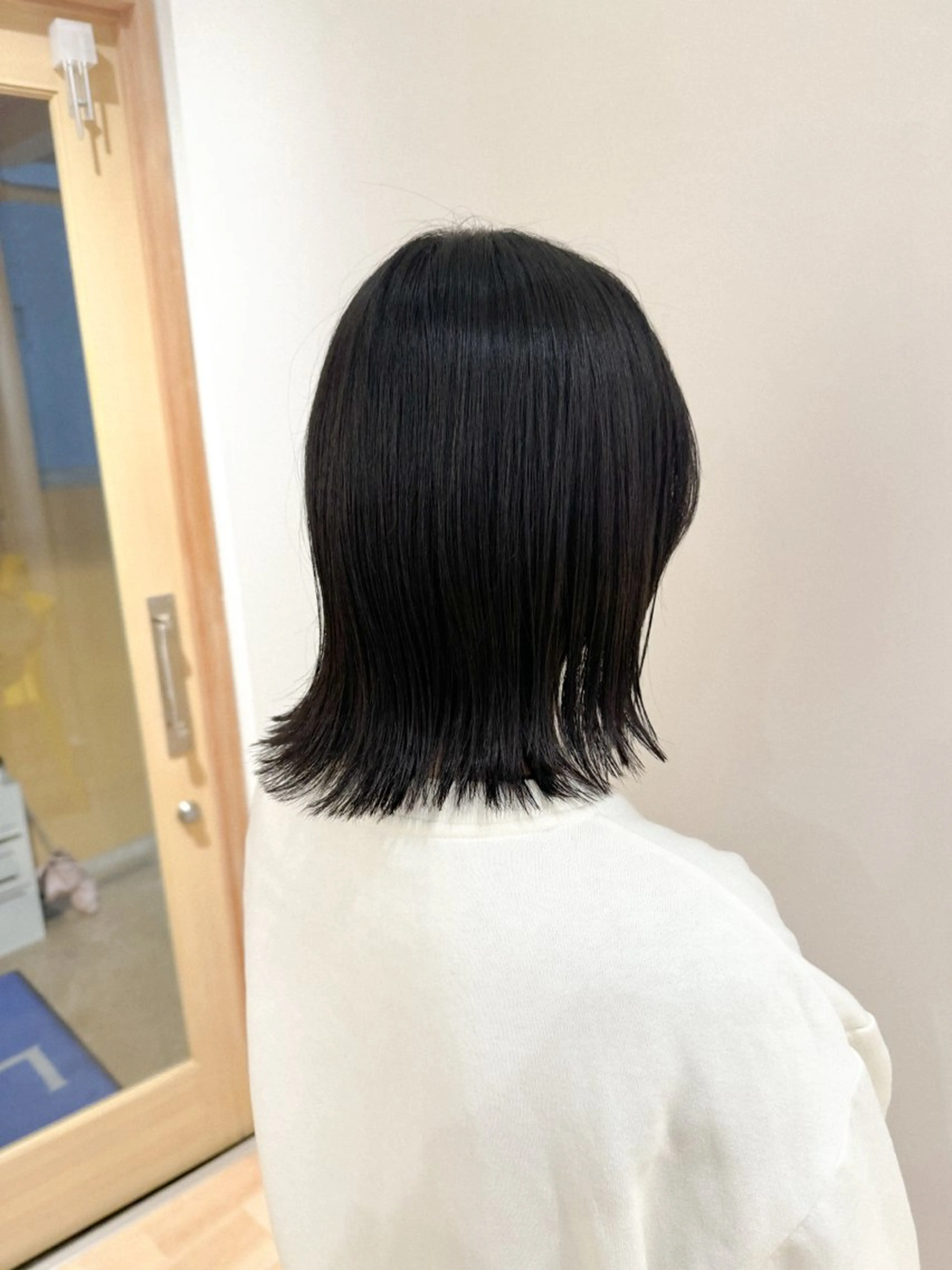 ミディアム ボブ 外ハネヘア カット トリートメント えんどう みほのヘアスタイル