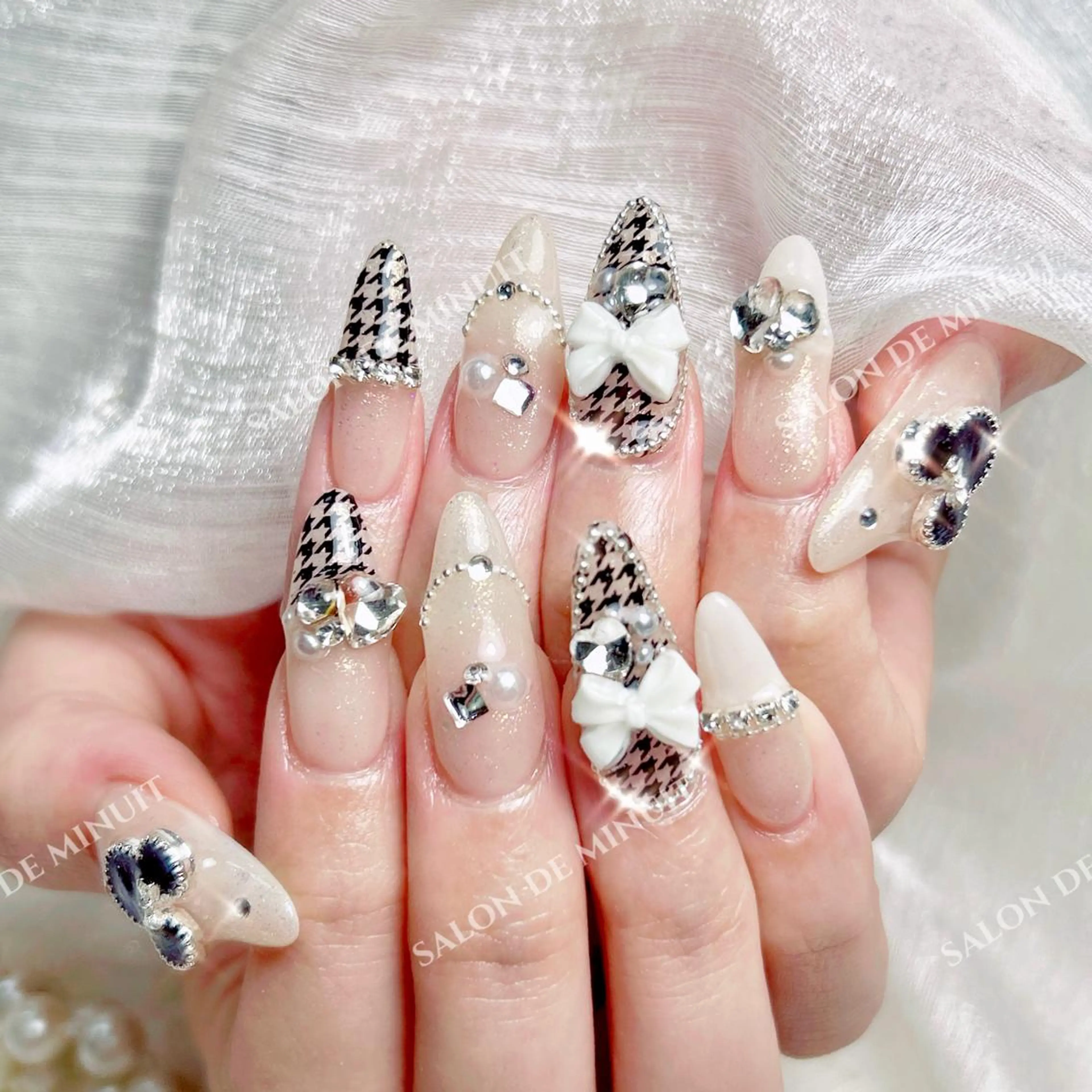 ネイル ハンドネイル ハンドケア Salon de Minuit🦩のネイルデザイン
