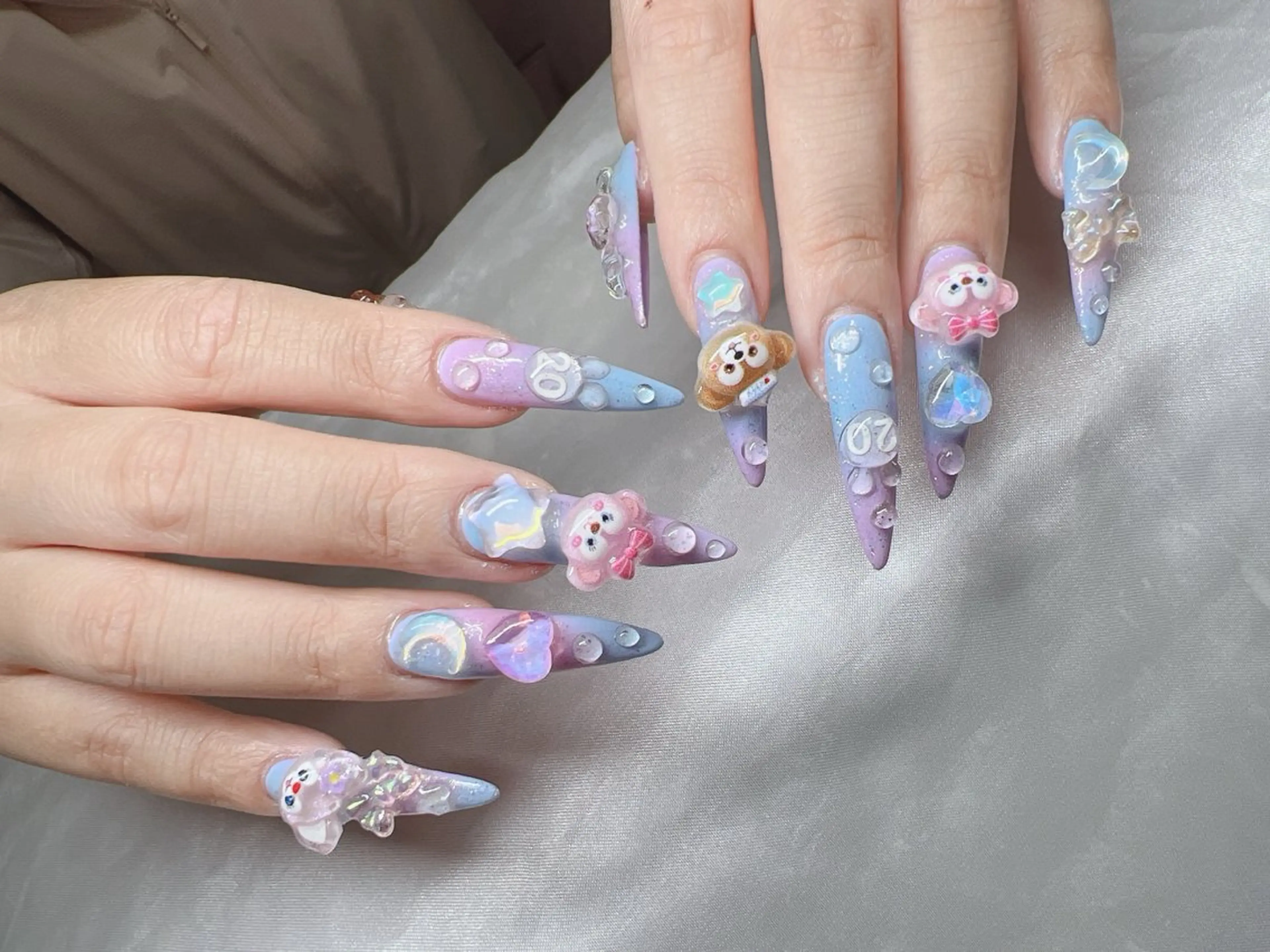 ネイル 長さ出し グラデーション キラキラネイル マグネットネイル ニュアンスネイル ハンドネイル Lee Nails チップ長さだし専門店のネイルデザイン