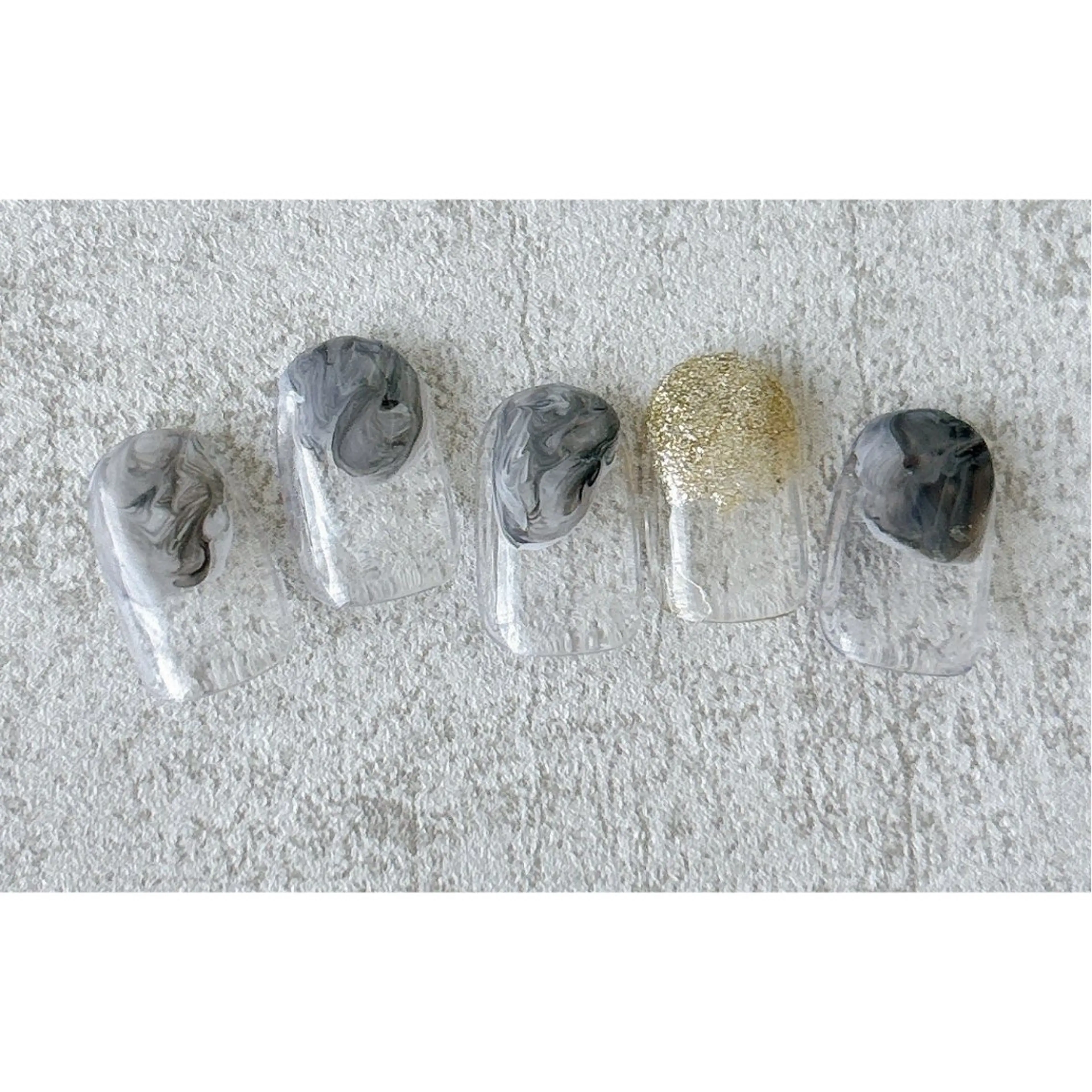 ネイル NailSalon Luireのネイルデザイン