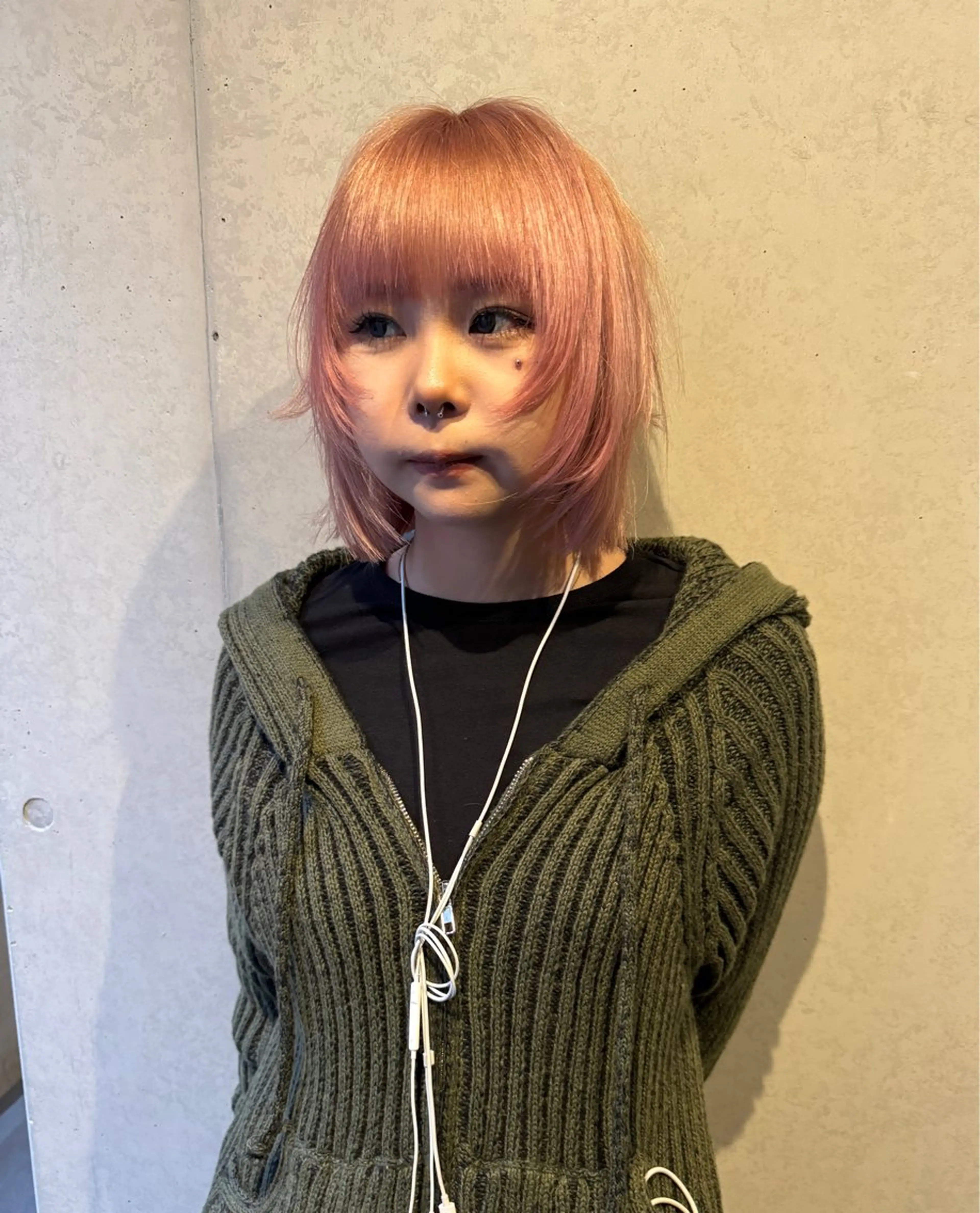 ショート カット ヘアカラー ハイトーン/レイヤー だいちのヘアスタイル