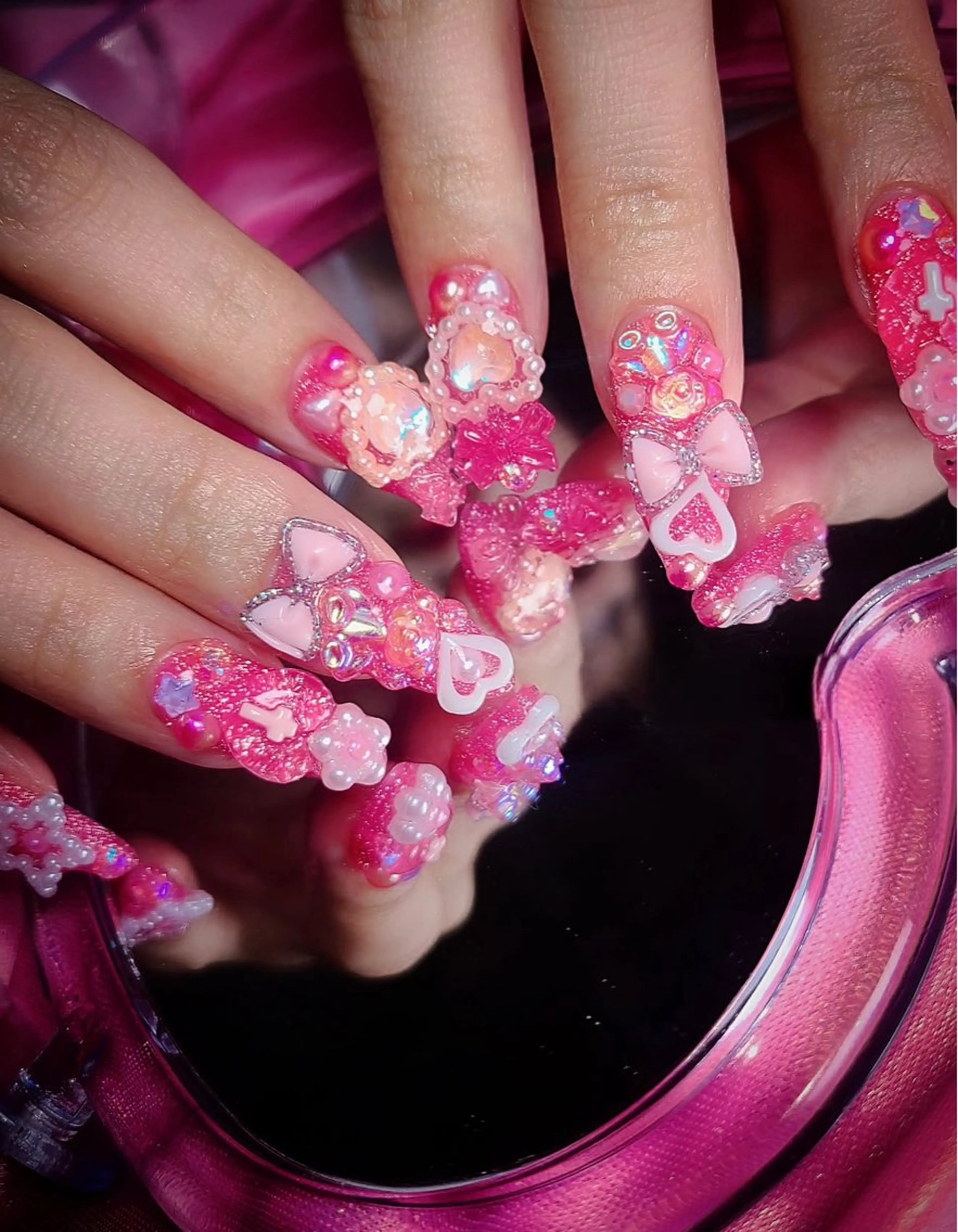 ネイル アニマル柄 オーロラネイル チークネイル フラッシュネイル ジェルネイル ハンドネイル Lina所属・Lina Nail Salonのネイルデザイン