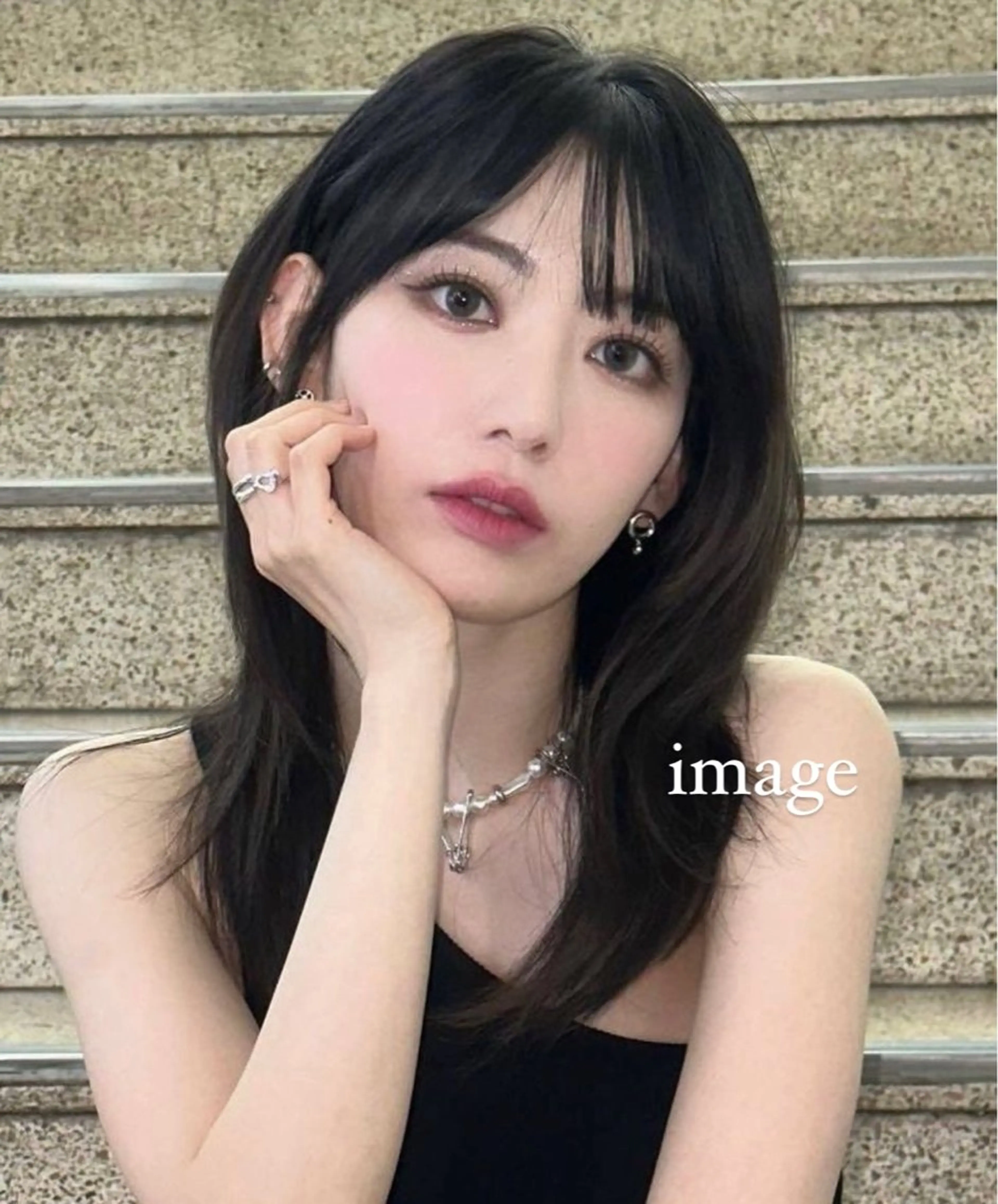 ミディアム ウルフカット MITSUKI🤍 モテ髪×韓国レイヤーのヘアスタイル
