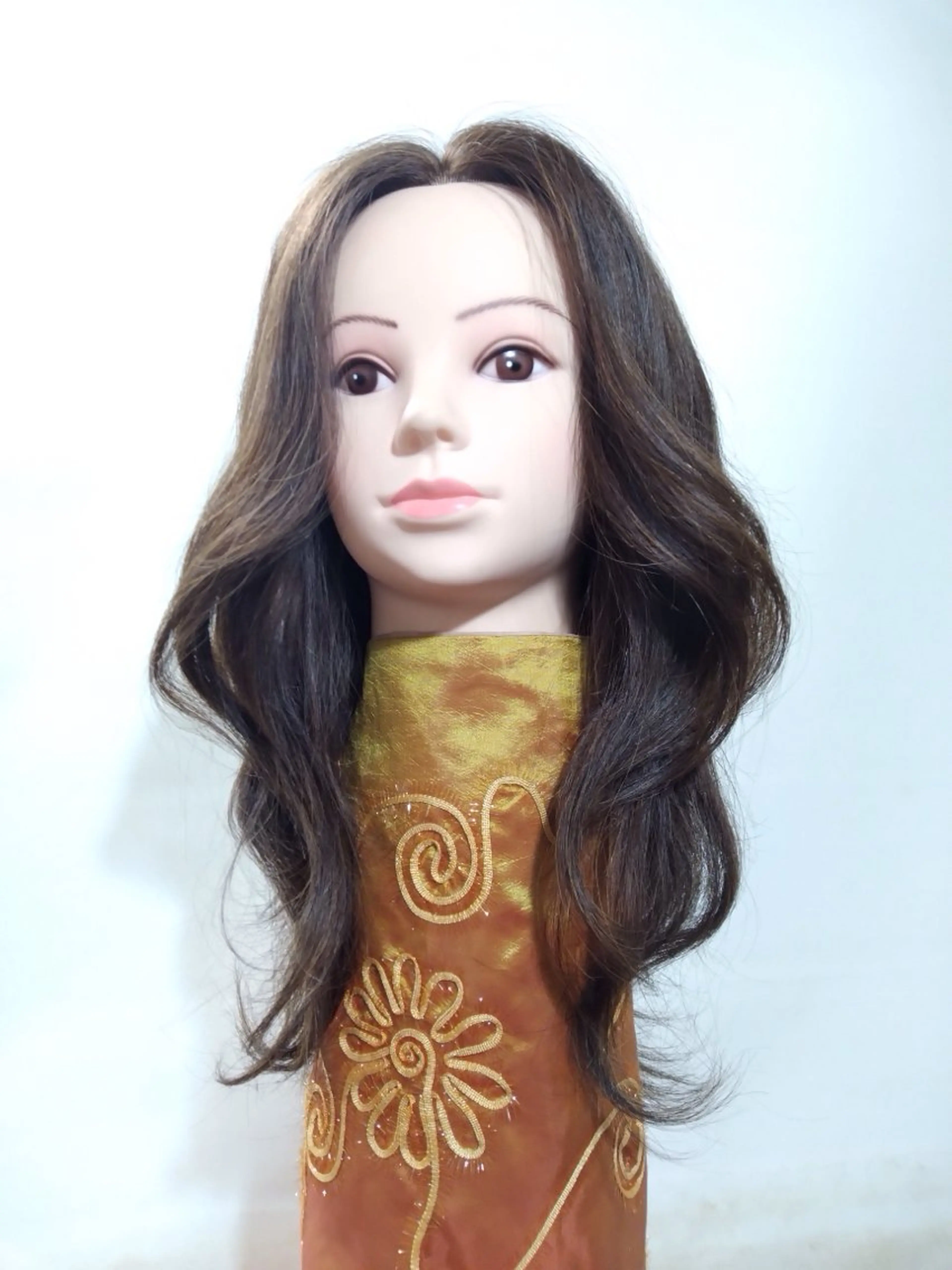 カット＋１日中崩れないお出掛けヘアスタイリング【アイロンセット】（カット後お流し付き）10,000円→9,000円の写真