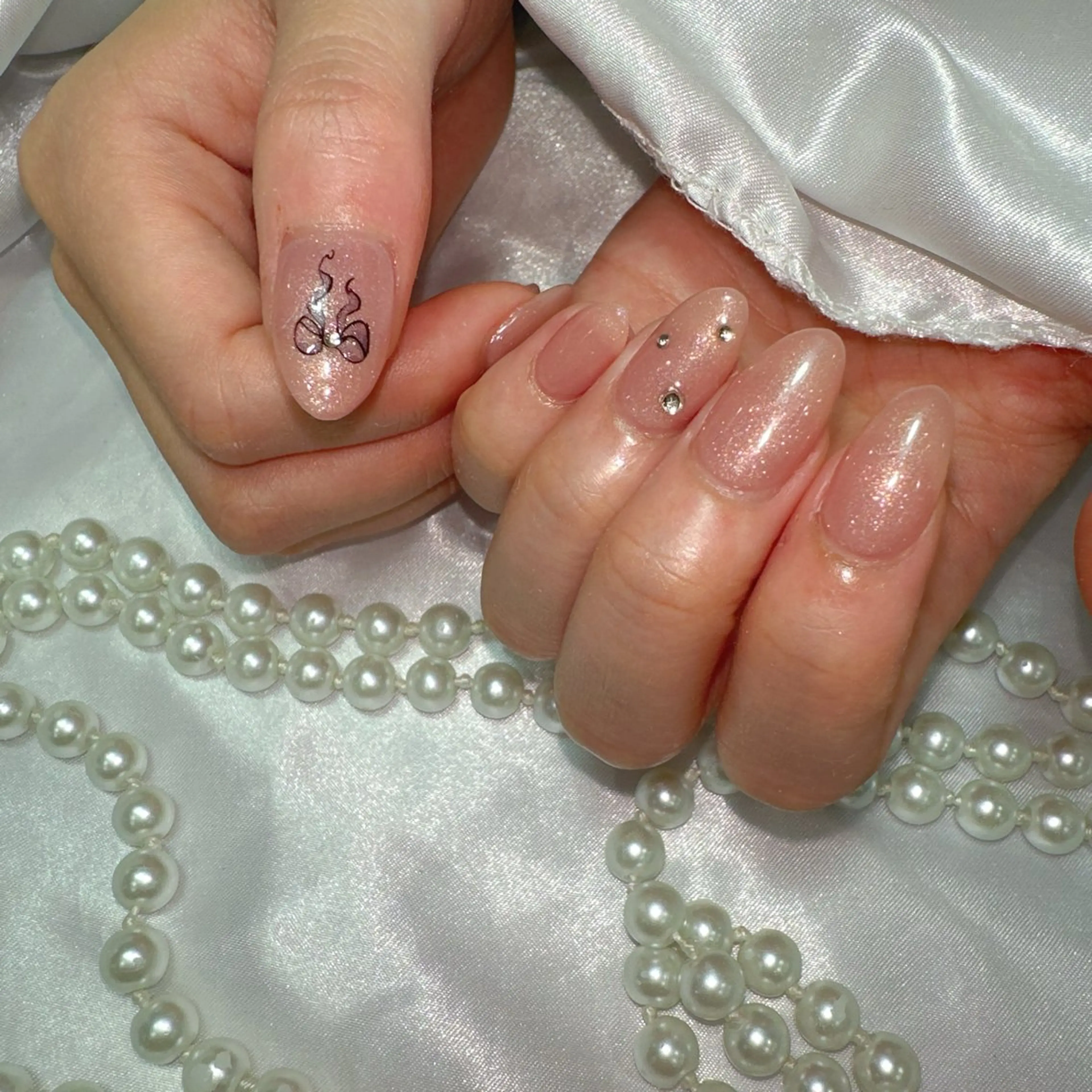 ネイル アートネイル フラッシュネイル フレンチネイル ジェルネイル ガラスフレンチ ハンドネイル You&Me Miyuのネイルデザイン