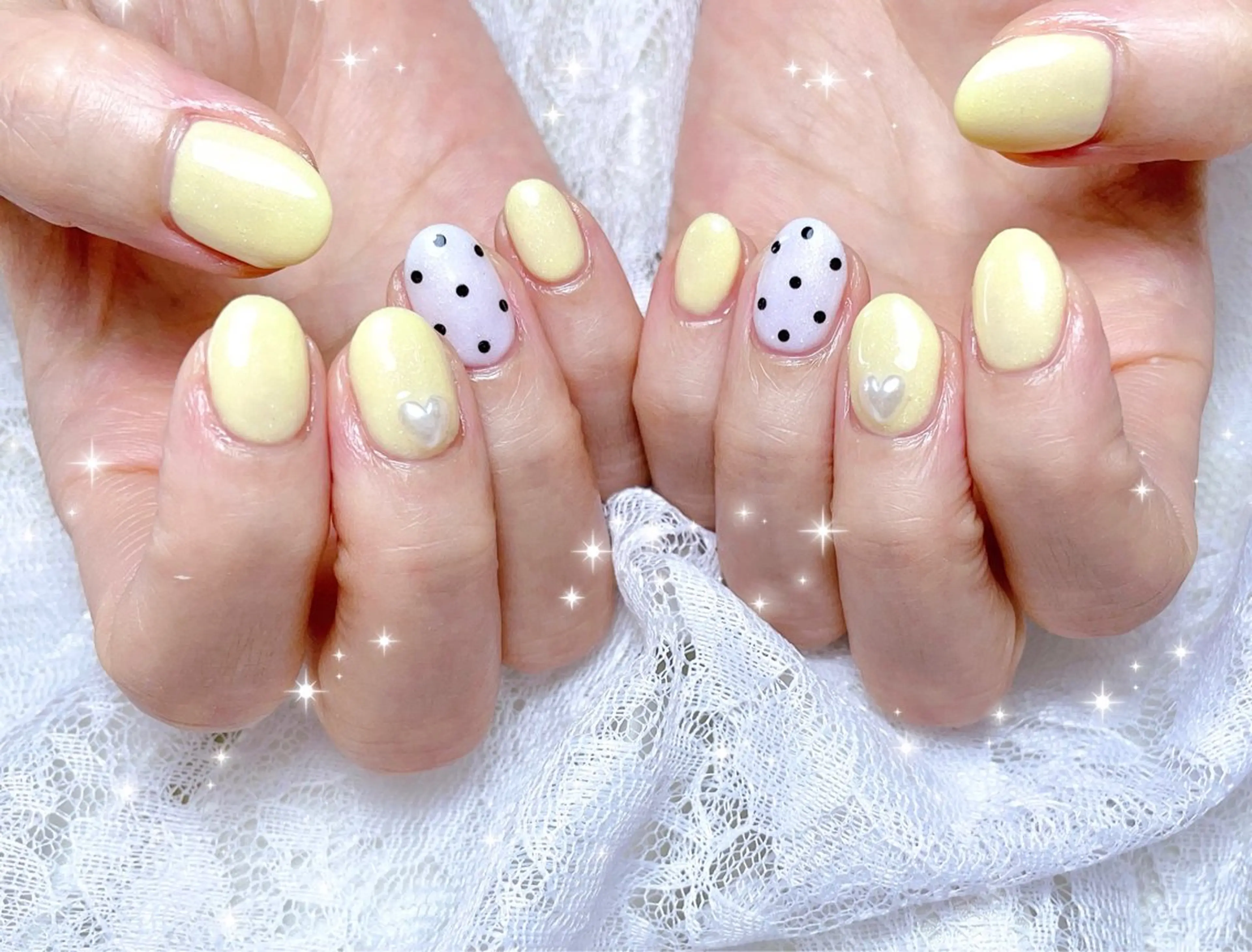 ネイル アートネイル ドット ハンドネイル FLARE NAIL フレアネイルのネイルデザイン