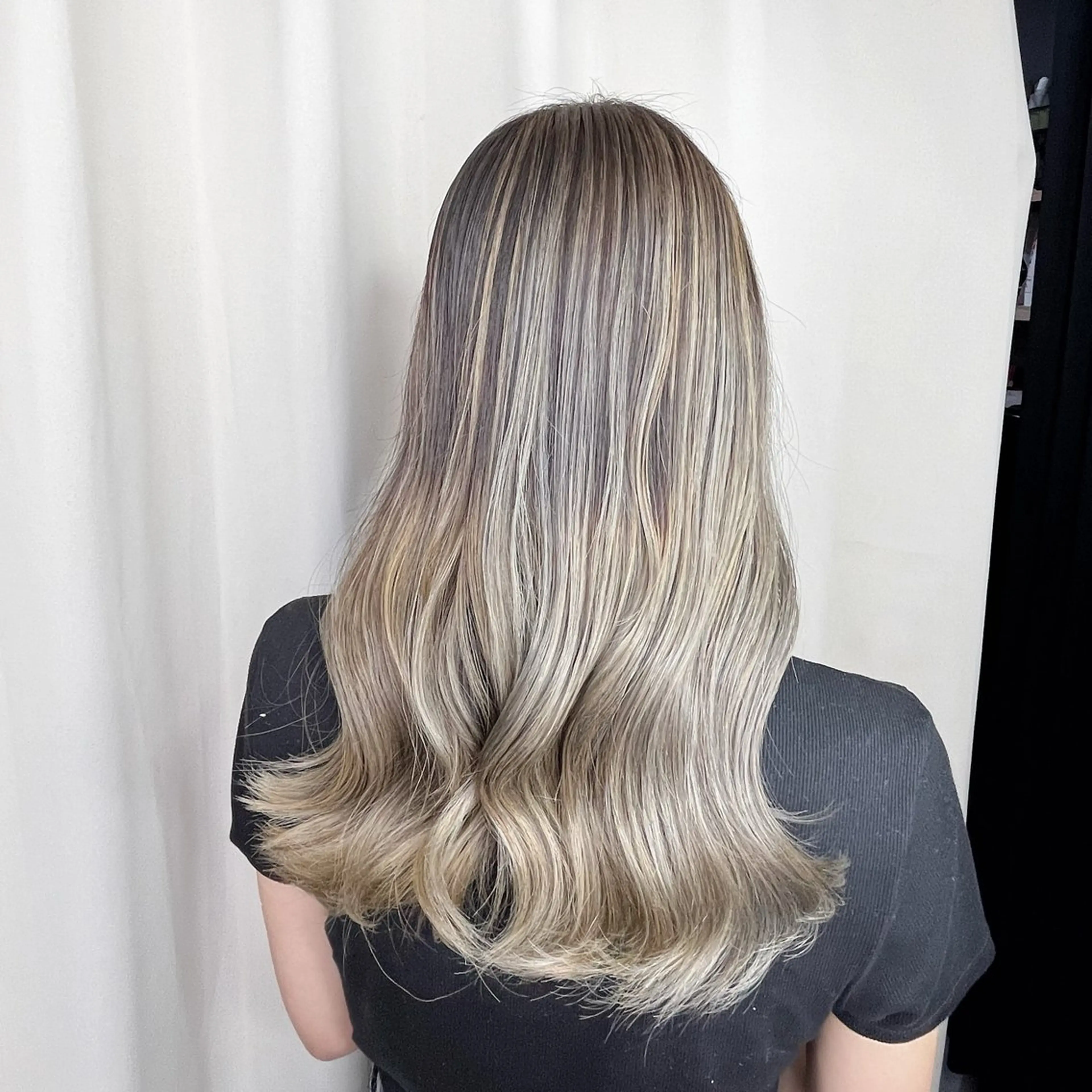 ロング カラー カット ヘアカラー かなざわ みかのヘアスタイル