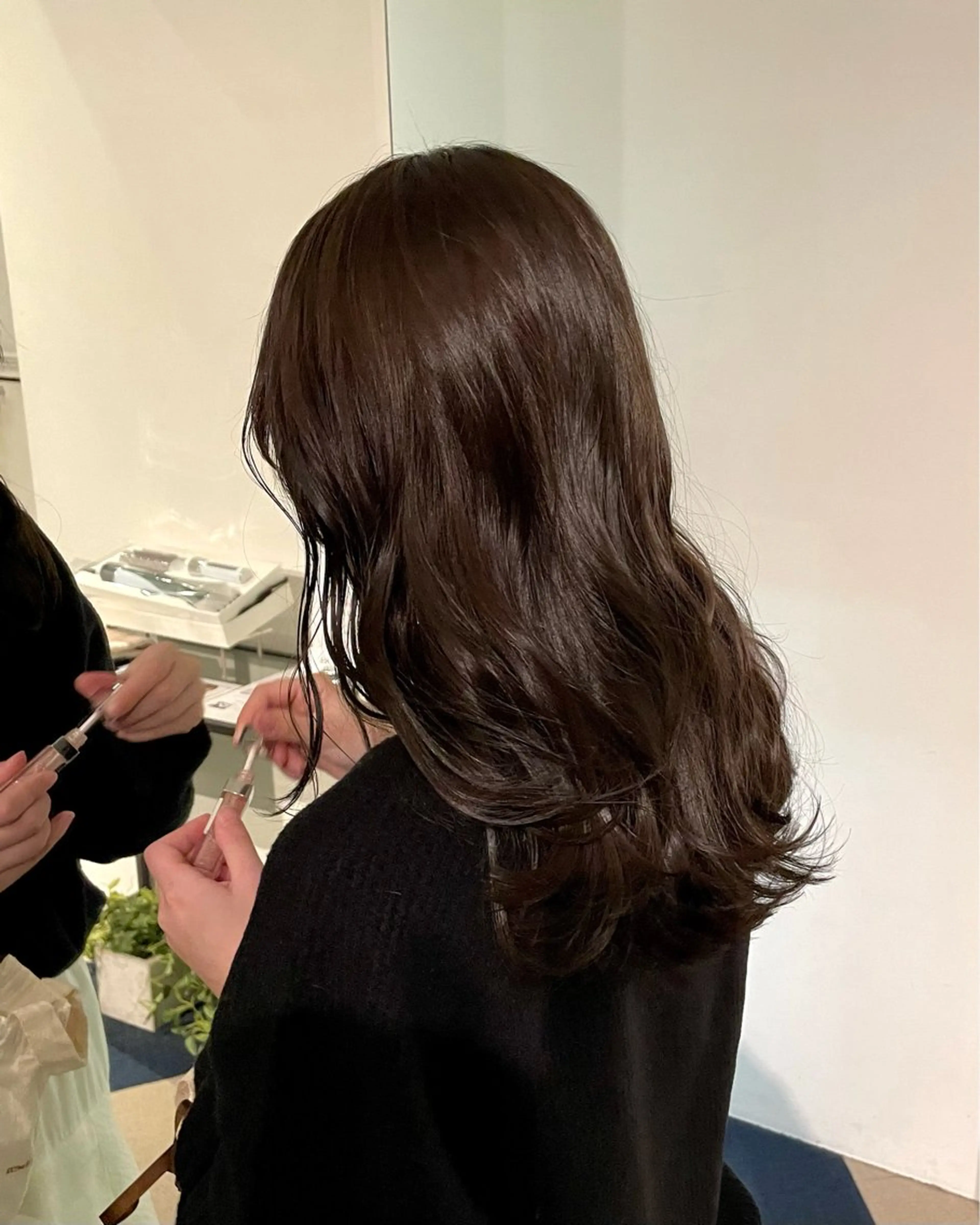 ロング カラー ヘアカラー トリートメント 向坂 亜美のヘアスタイル