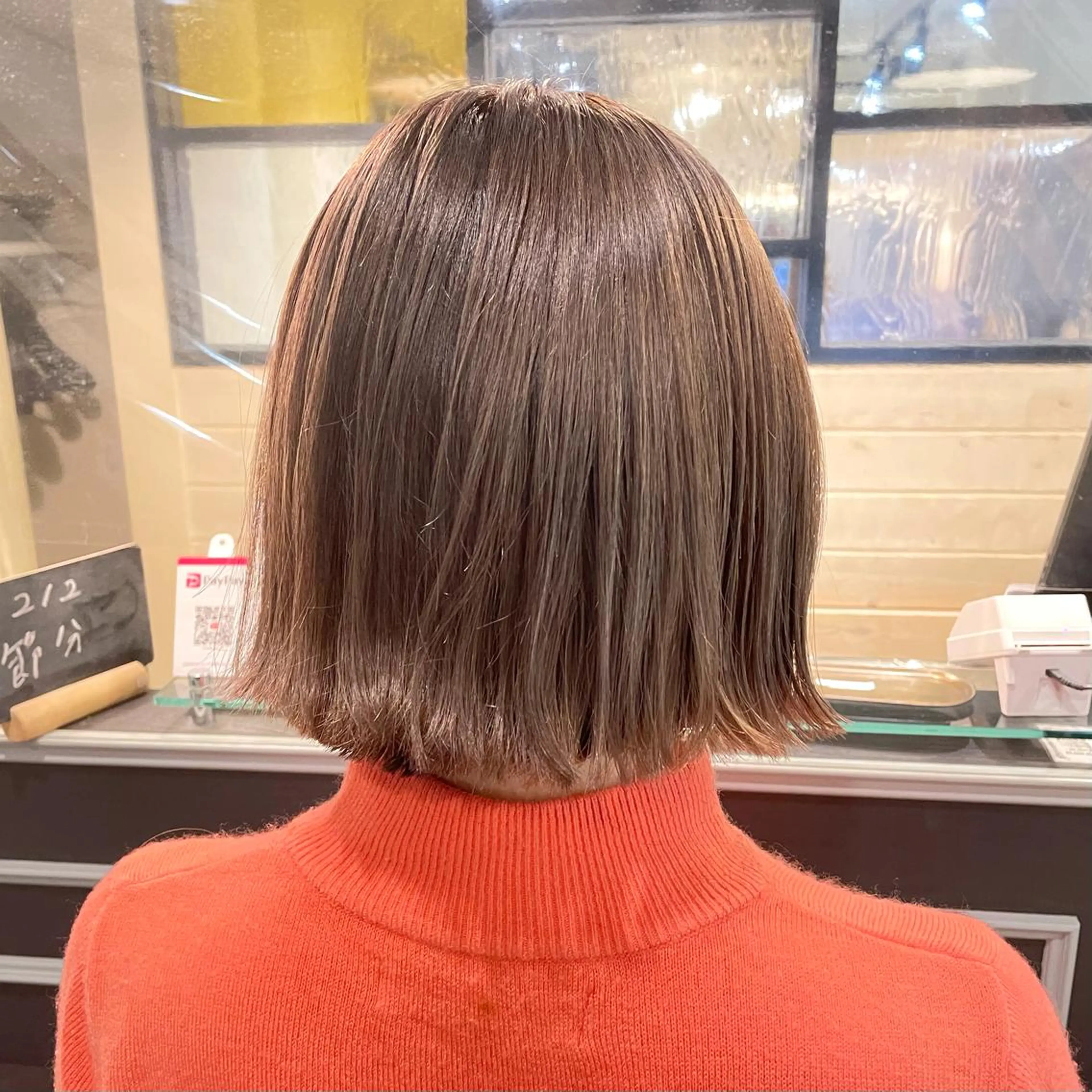 ショート カラー スナコザワ レナのヘアスタイル